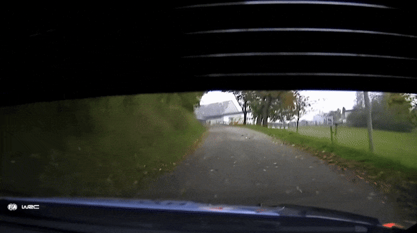 현대자동차 i20 N 랠리1 하이브리드의 주행 중 사고 모습