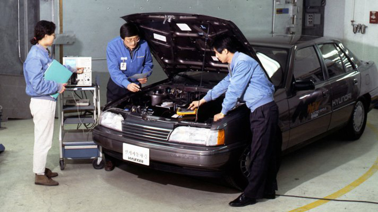 쏘나타 1세대 전기차 개발 모습