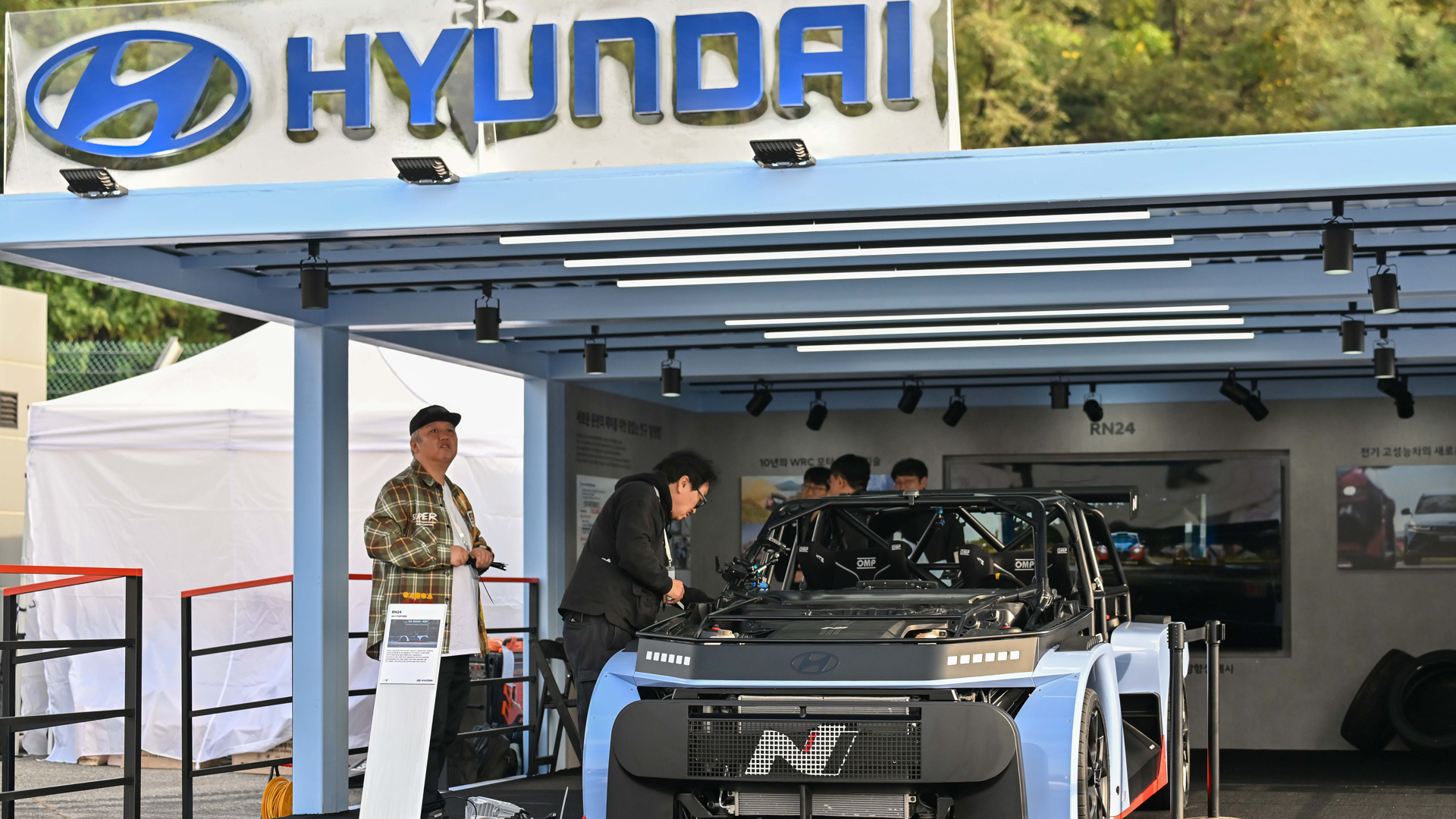 『현대 N x 토요타 가주 레이싱 페스티벌』 현대 N 부스 내 전시된 롤링랩 ‘RN24’ / 사진=현대자동차 제공