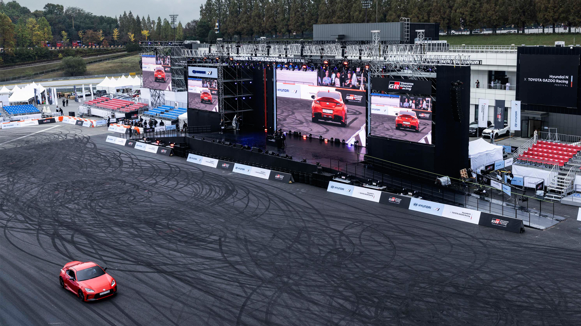 『현대 N x 토요타 가주 레이싱 페스티벌』 메인 무대 / 사진=한국토요타 제공