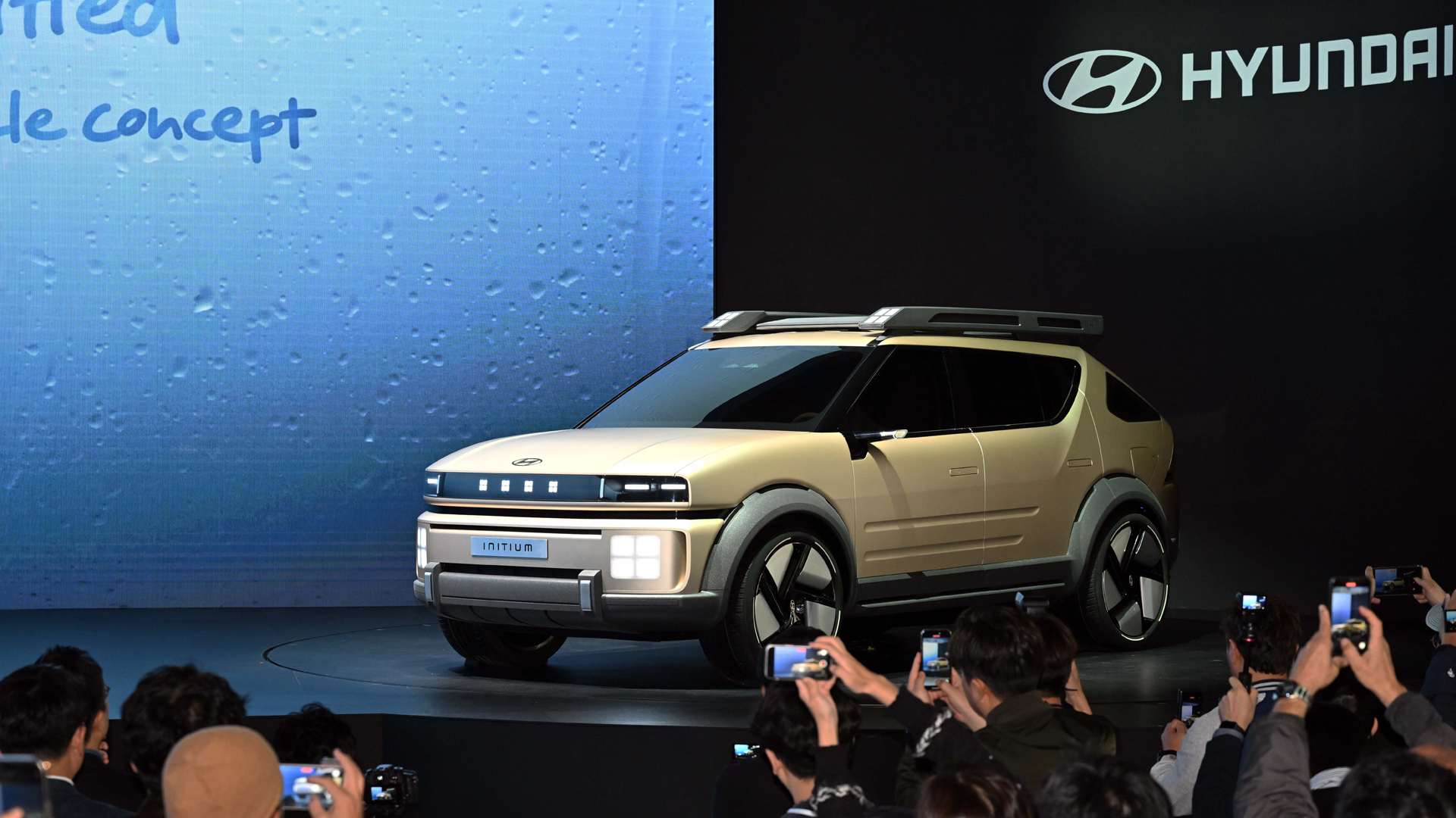 현대자동차의 수소전기차 콘셉트카 '이니시움(INITIUM)' 공개 현장