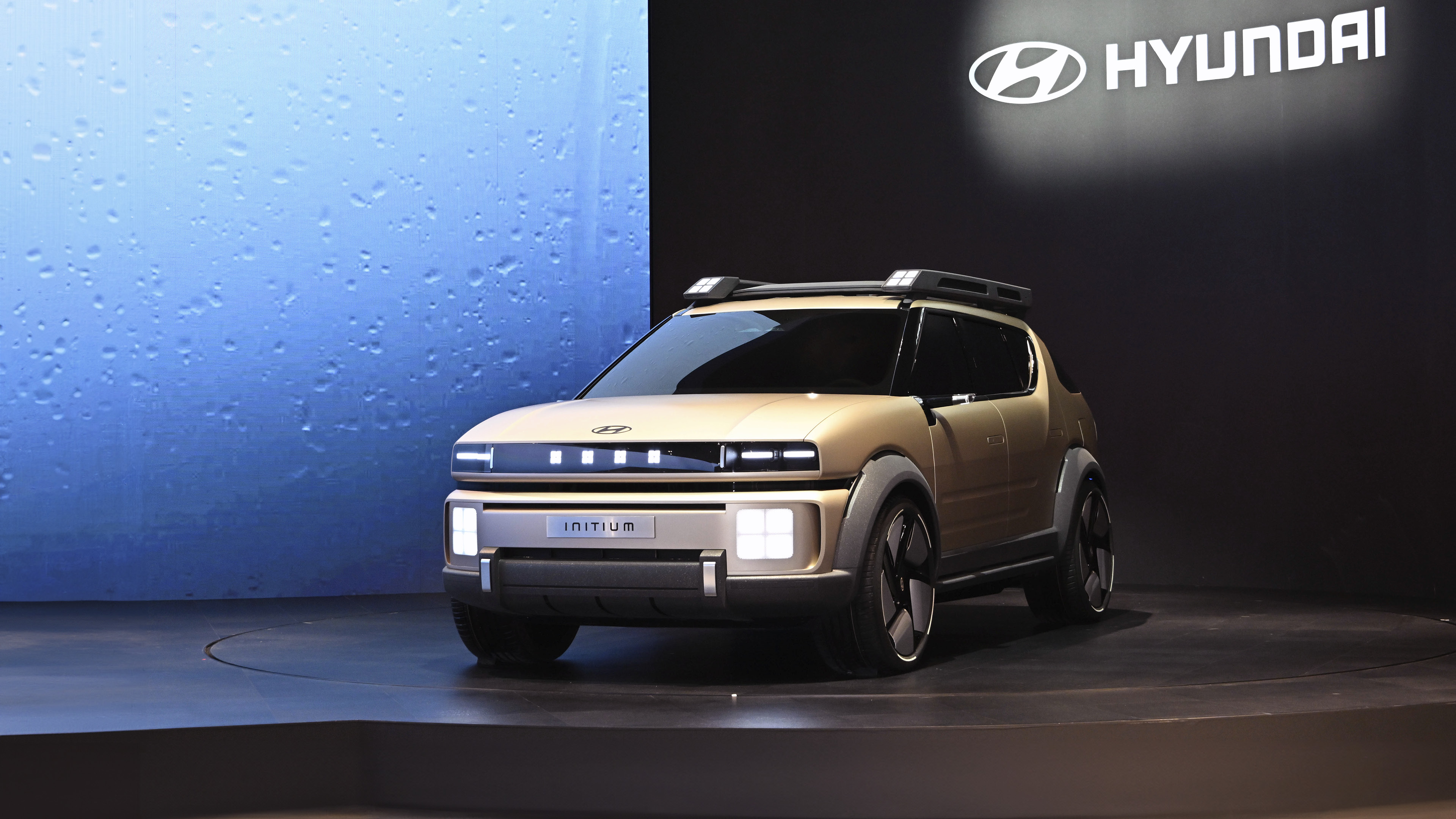 Hyundai Motor's Hydrogen Electric Vehicle Concept Car Initium