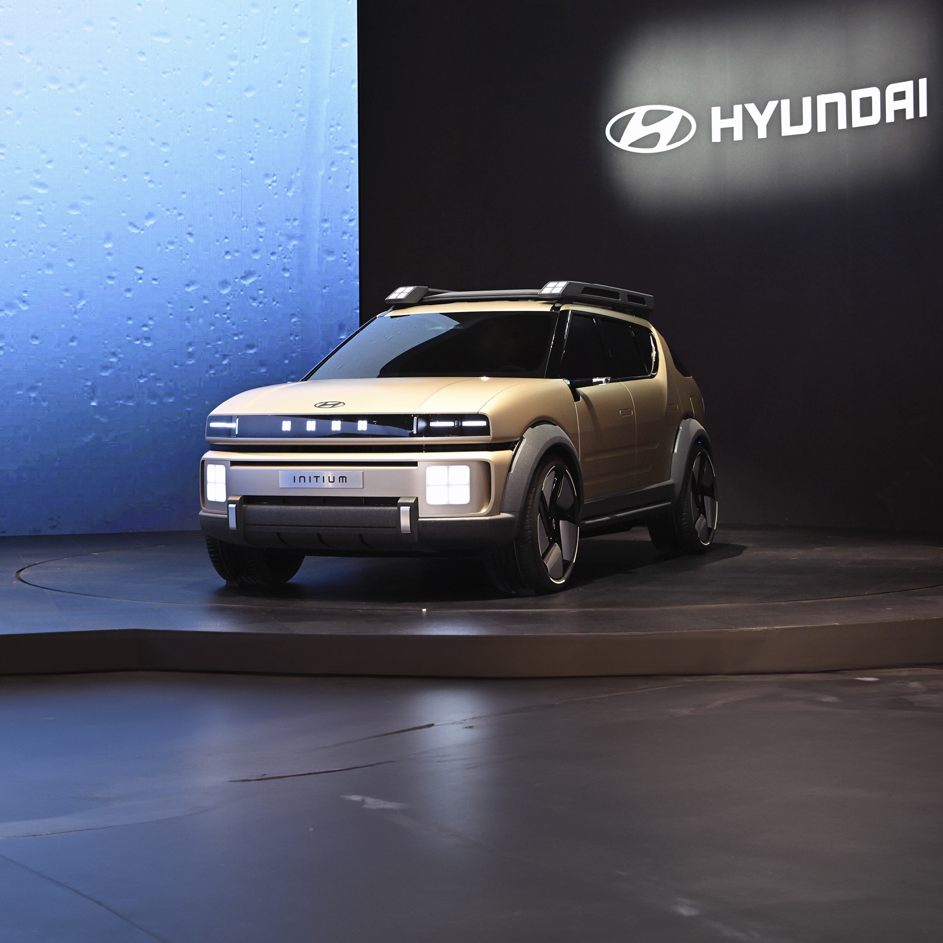 Hyundai Motor's Hydrogen Electric Vehicle Concept Car Initium