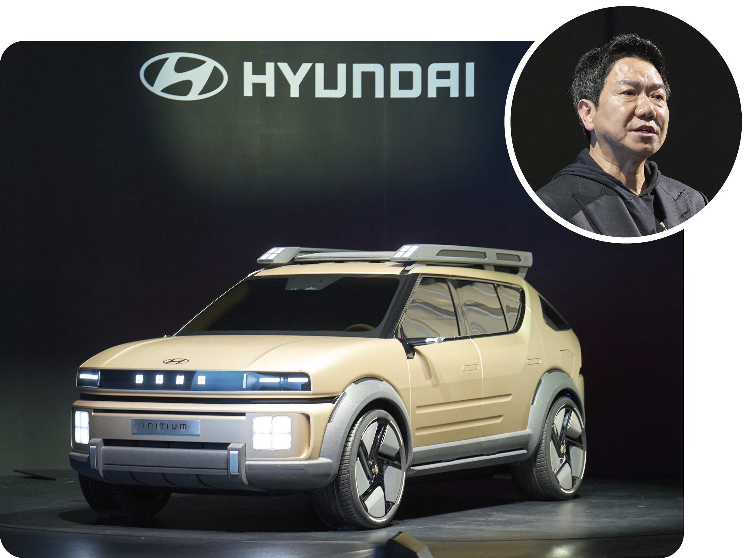 Designers Present at Hyundai Motor's Hydrogen Electric Vehicle Concept Car Initium Disclosure Event