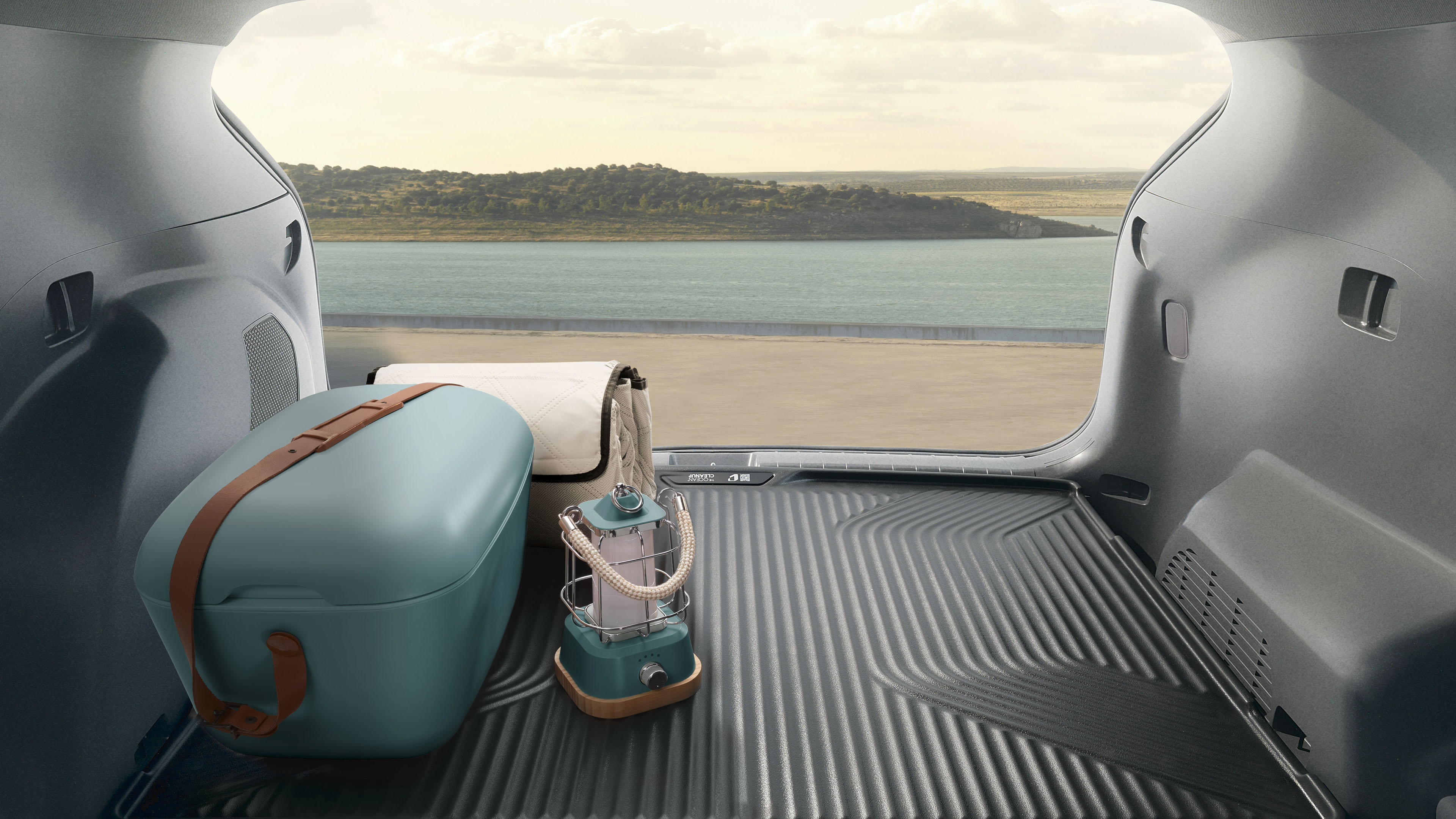 테일게이트가 개방된 모습