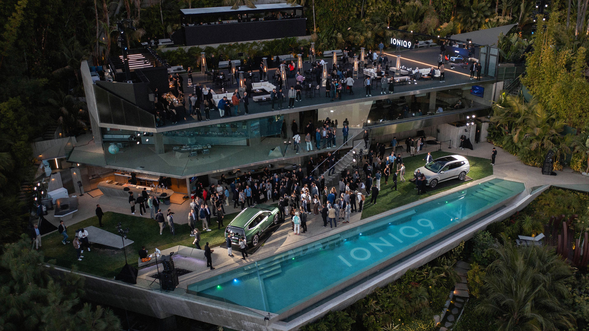 아이오닉 9 세계 최초 공개 행사장 전경
