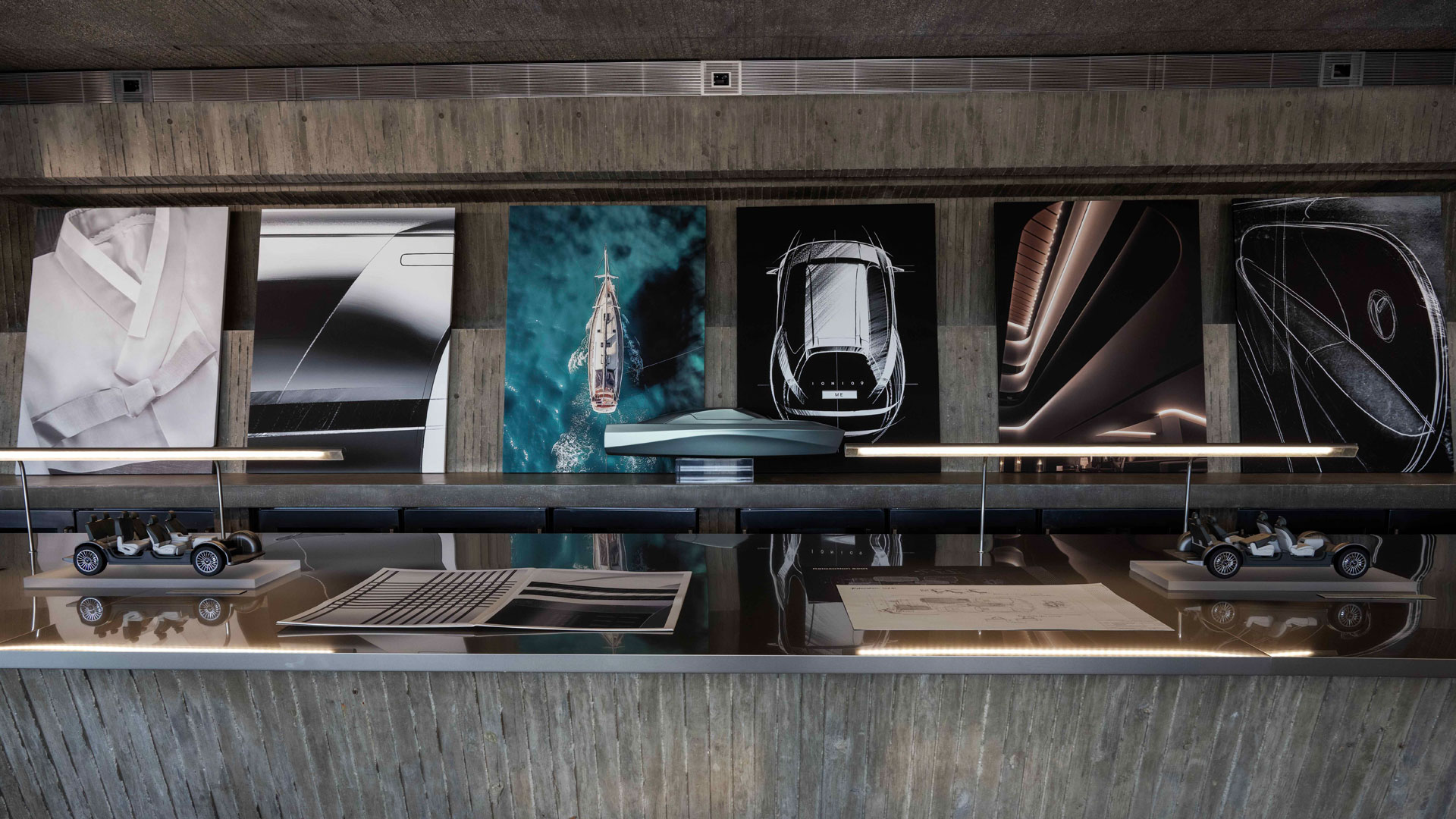 아이오닉 9의 디자인과 공간성에 대한 개발 과정을 담은 전시물들