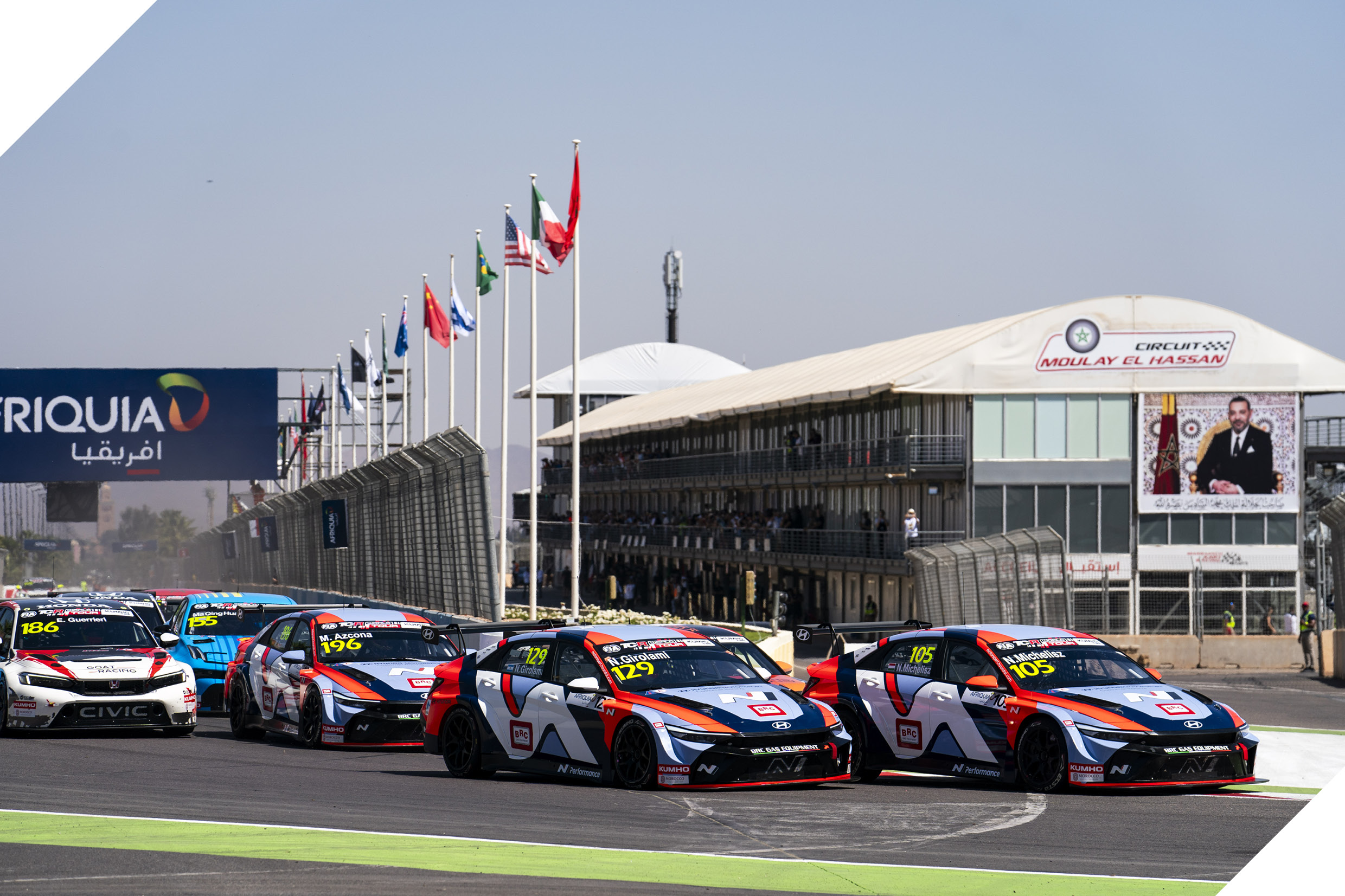 현대팀 TCR 레이스카 주행 모습