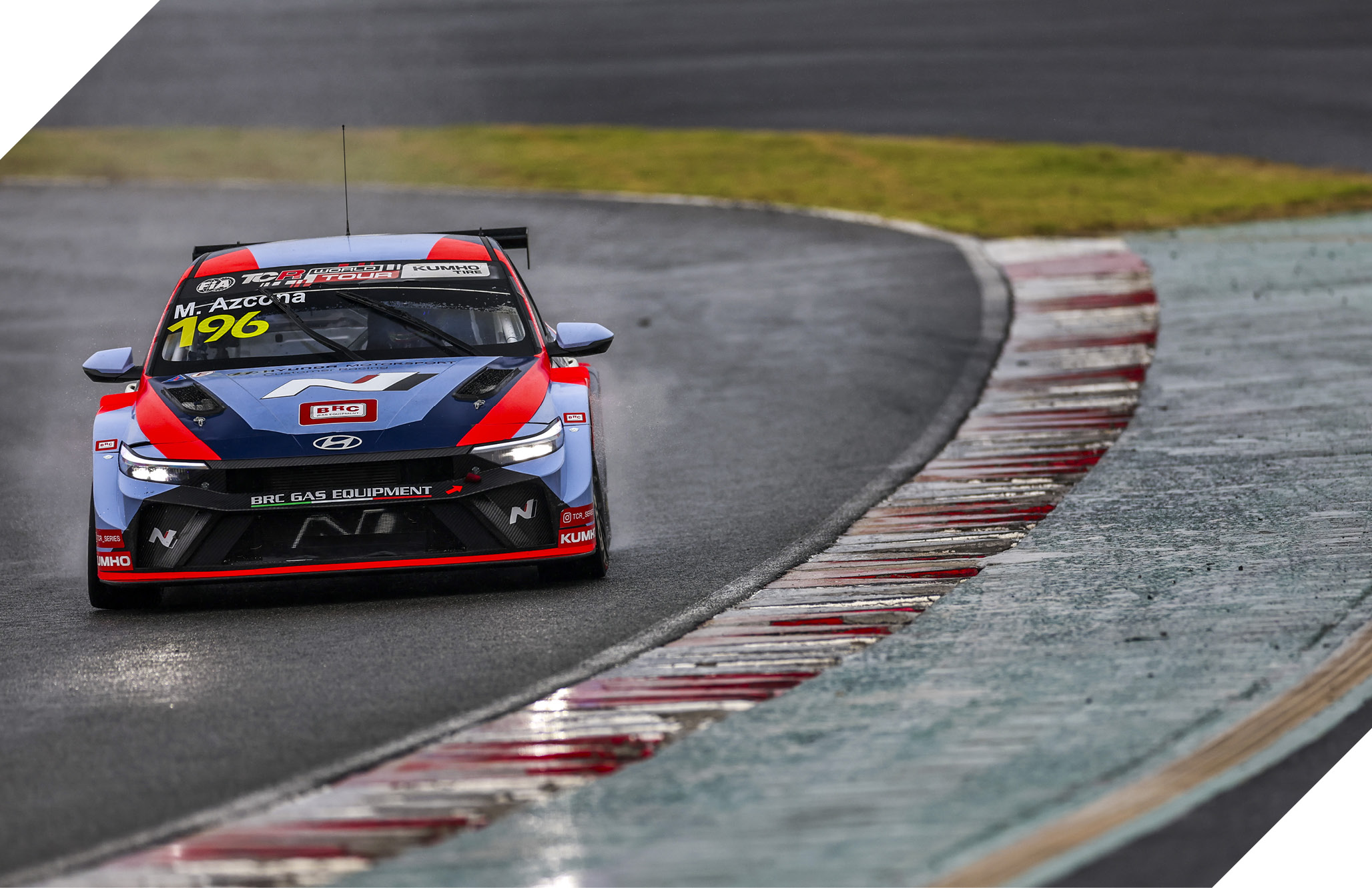 현대팀 TCR 레이스카 주행 모습
