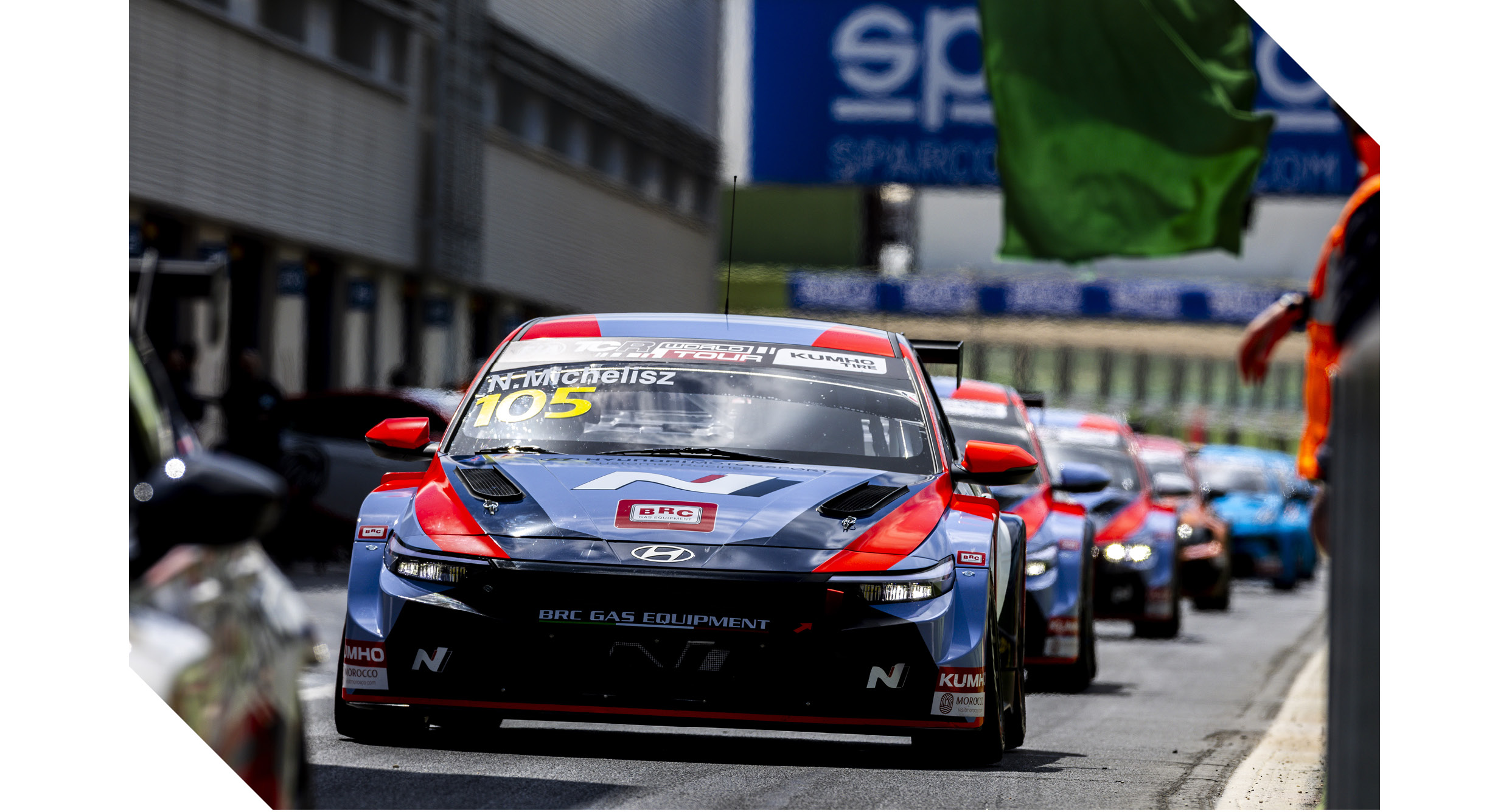 현대팀 TCR 레이스카 주행 모습