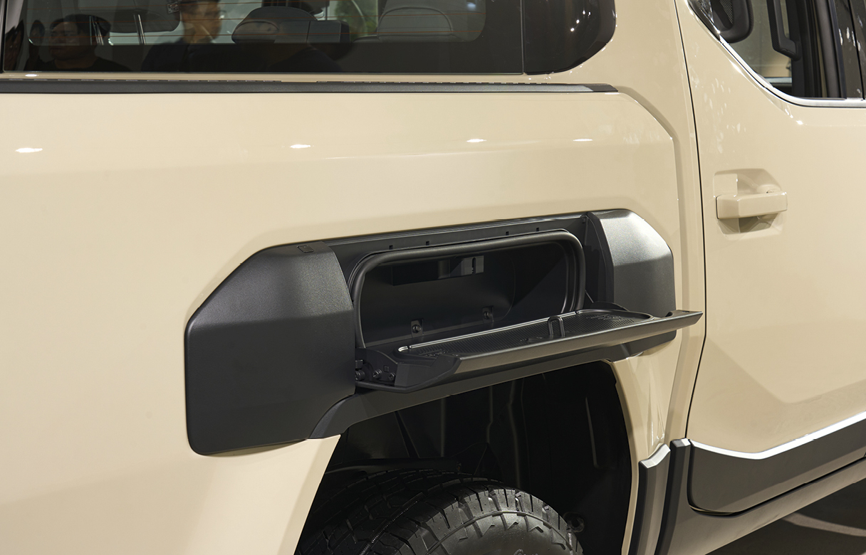 기아 타스만의 사이드 스토리지