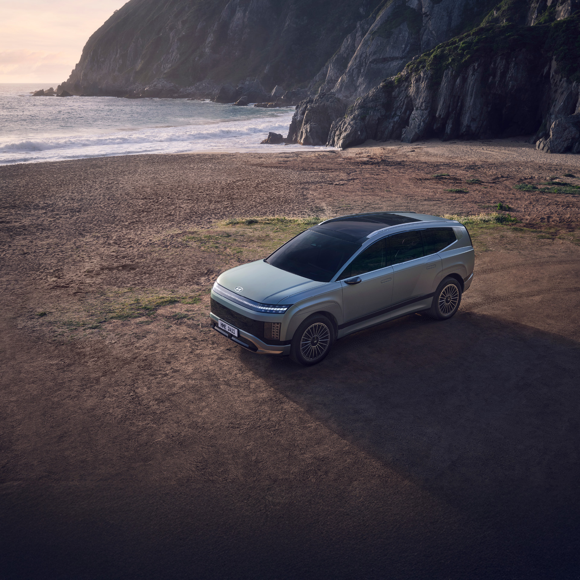 IONIQ 9 Standing by the beach