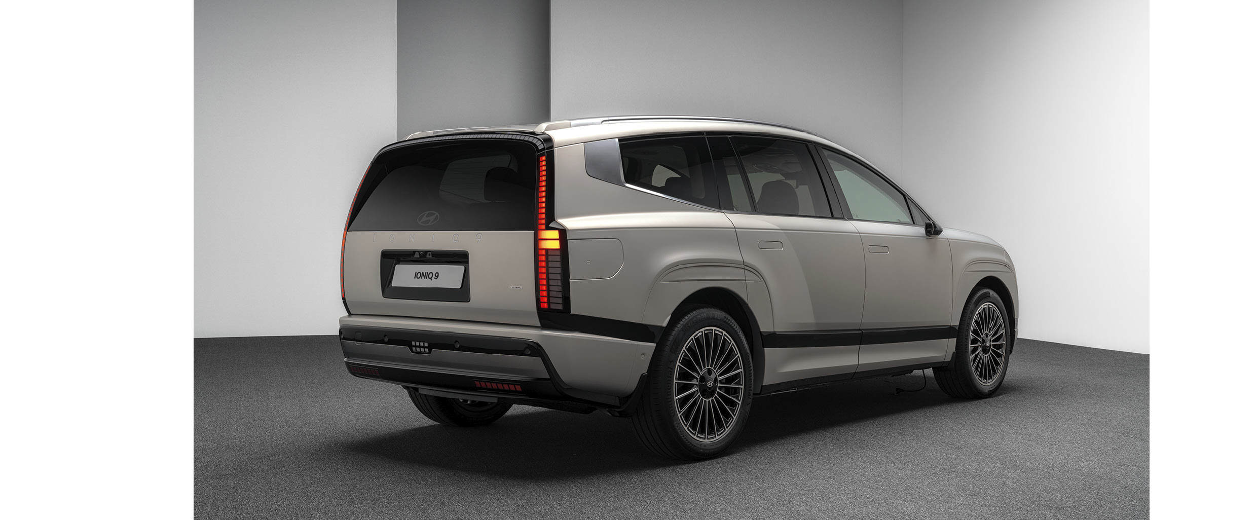 현대자동차 아이오닉 9의 모습