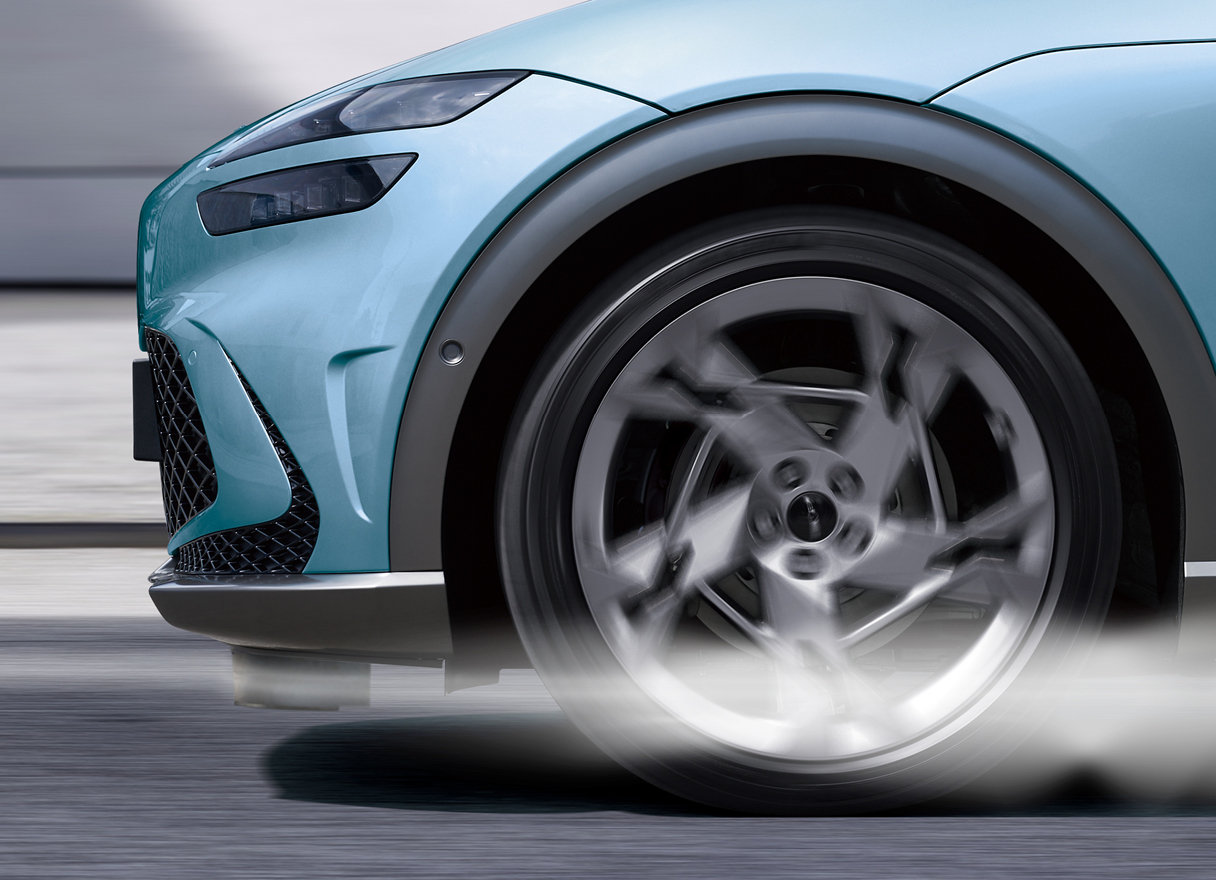 제네시스 GV60에 적용된 액티브 에어 스커트가 작동하는 모습