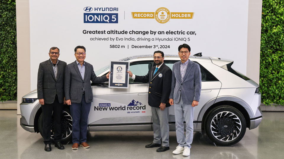 현대자동차 '아이오닉 5', 최고 고도차 주행 전기차 부문서 기네스북 올라-main