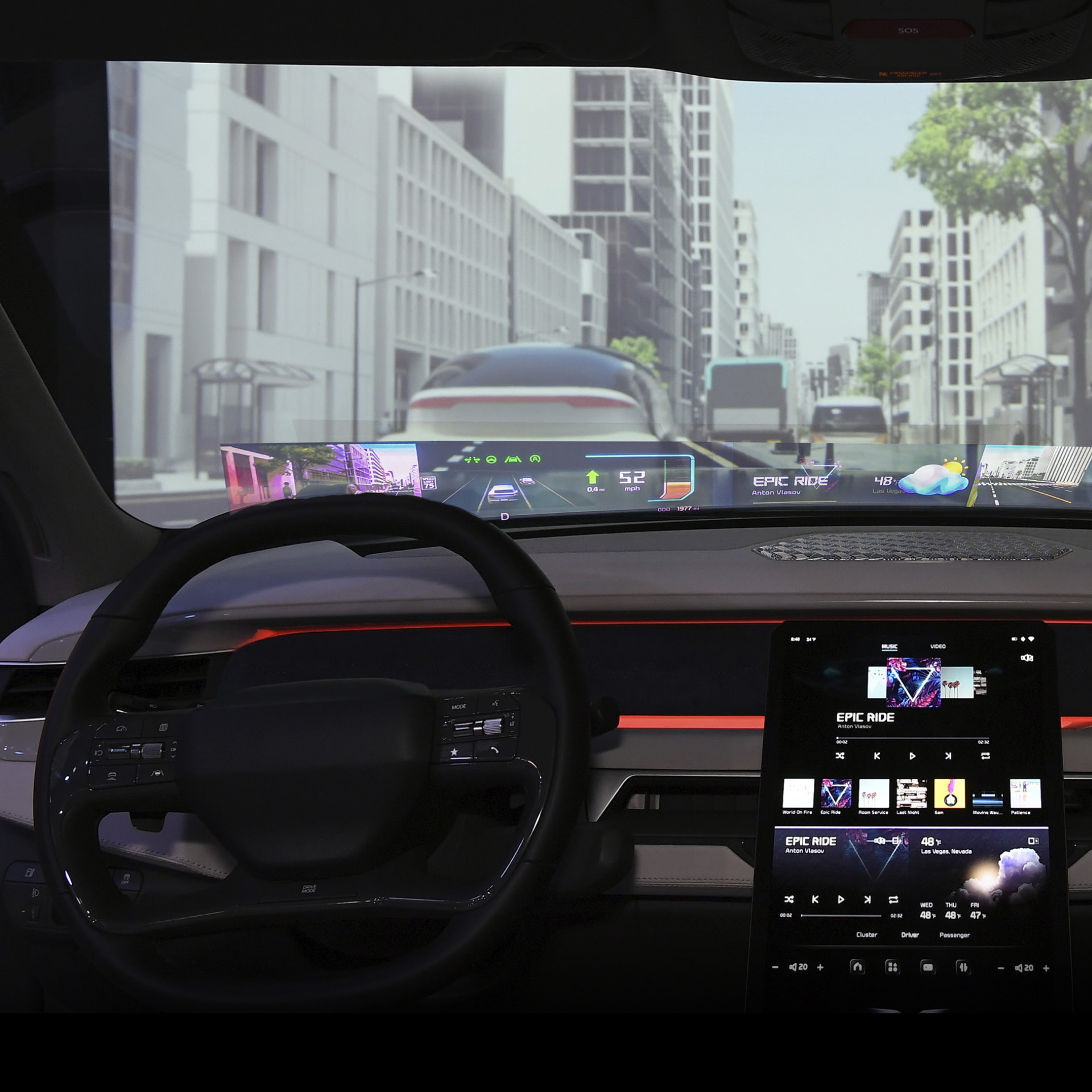 CES 2025에서 공개된 홀로그래픽 윈드실드 디스플레이의 모습