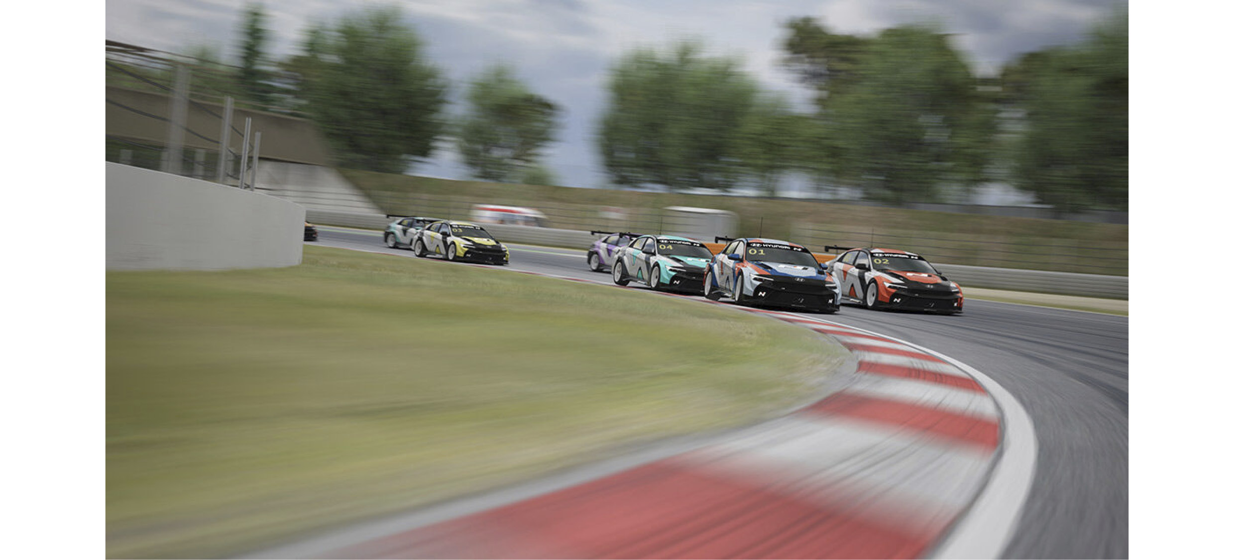 심 레이싱에서 주행 중인 현대차 아반떼 N TCR의 모습