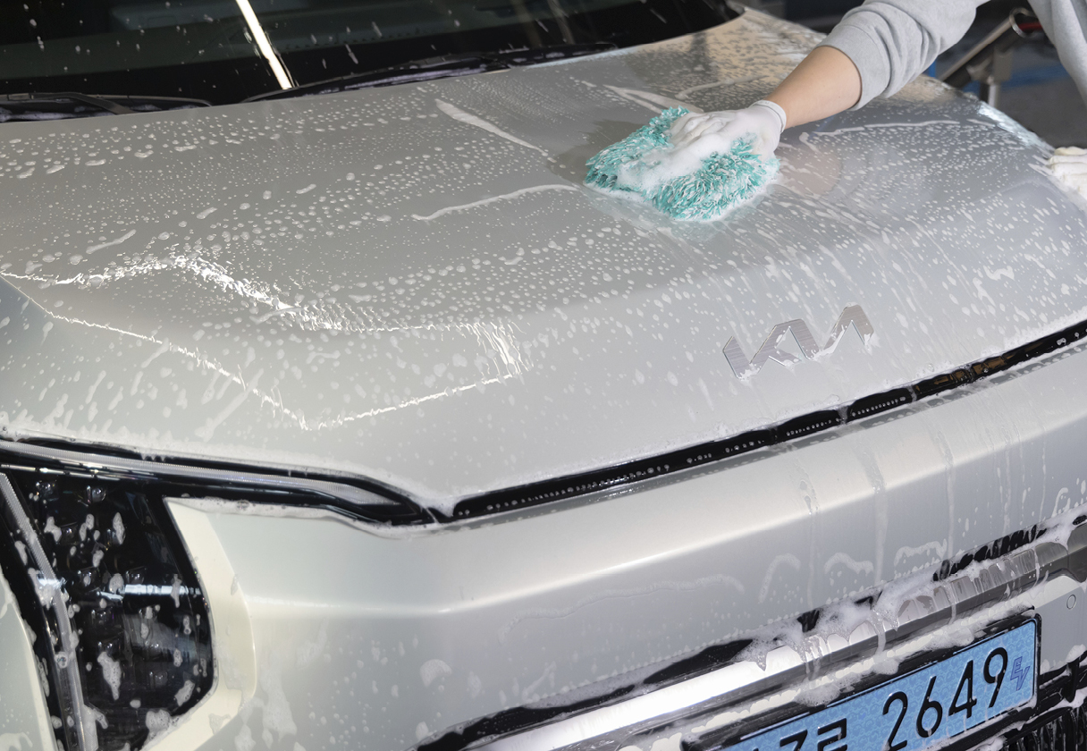 washing the exterior of a car