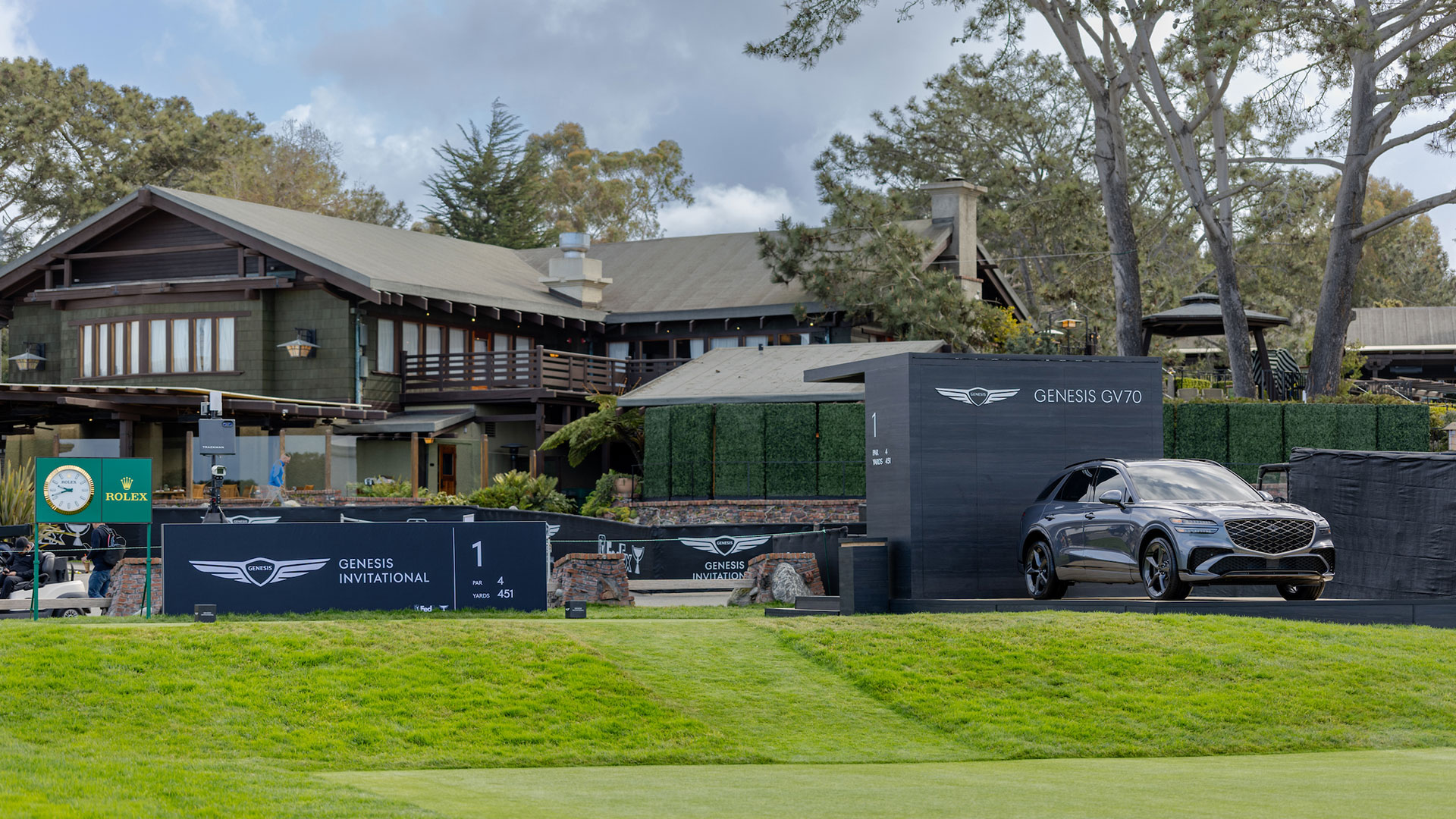 우승자 부상으로 제공되는 제네시스 GV70의 모습