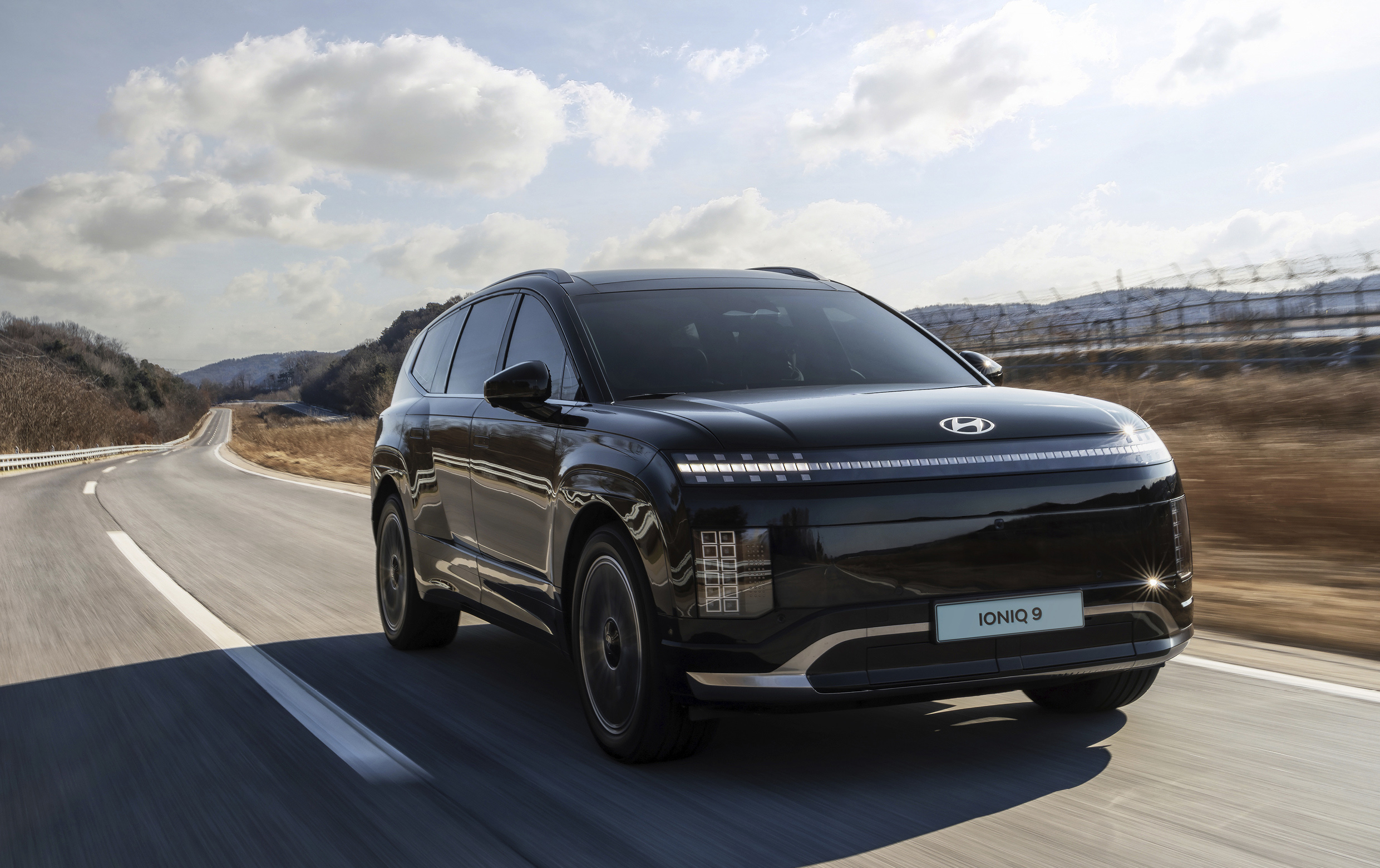 아이오닉 9 주행 모습