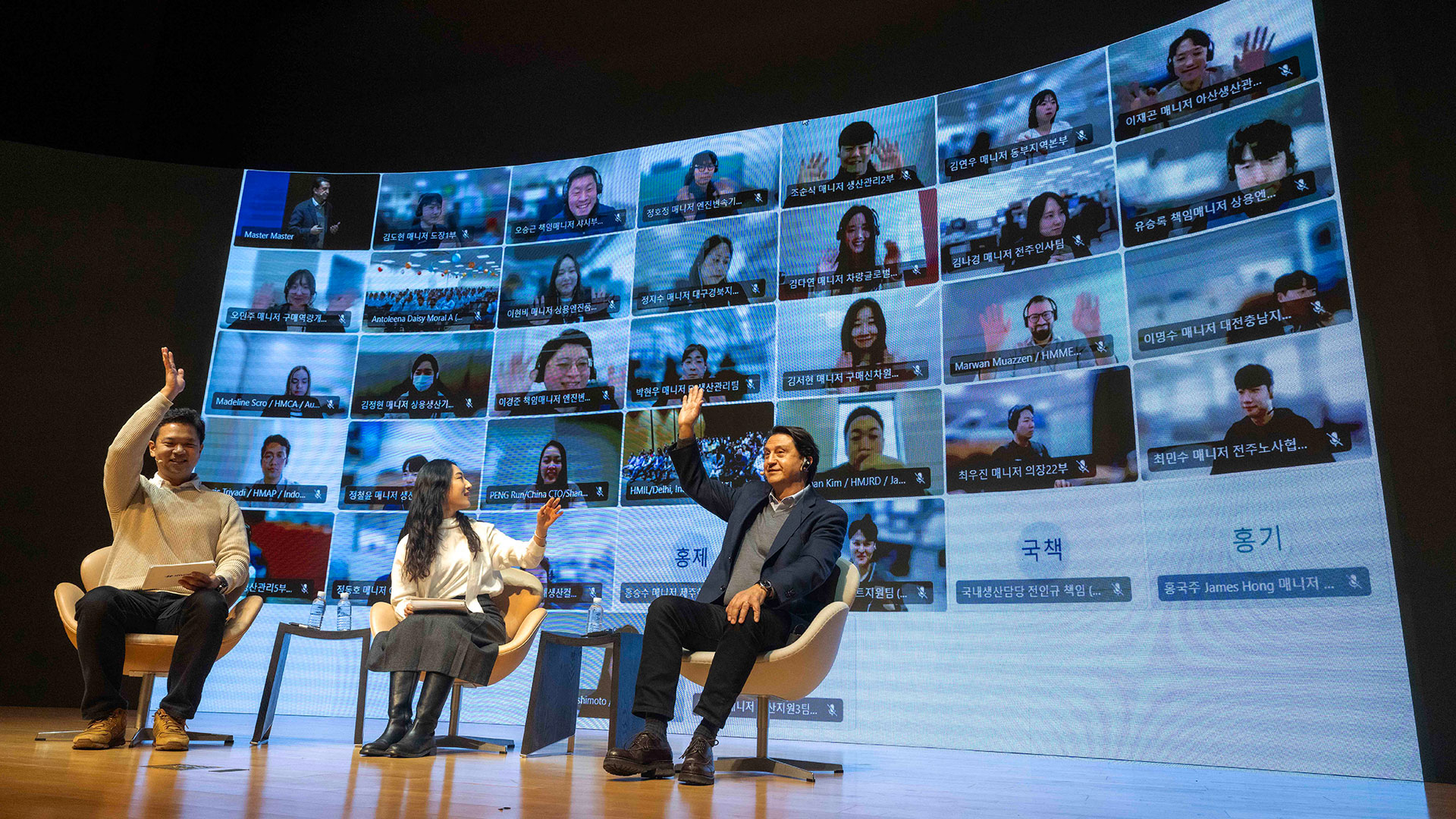 Hyundai Motor Company President and CEO José Muñoz Holds Town Hall with Employees at Namyang R&D Center, Underscoring Commitment to Quality and Customer Service