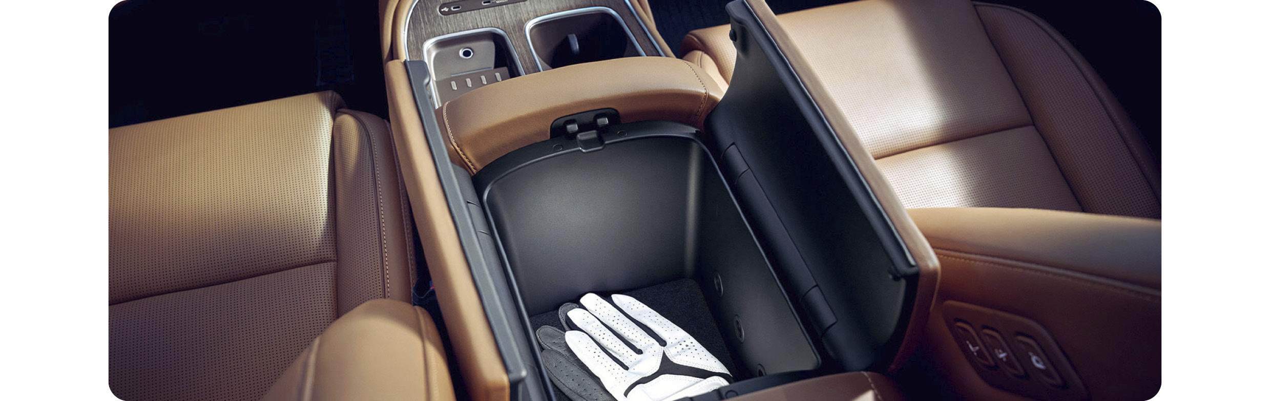 팰리세이드 센터콘솔 수납함의 모습