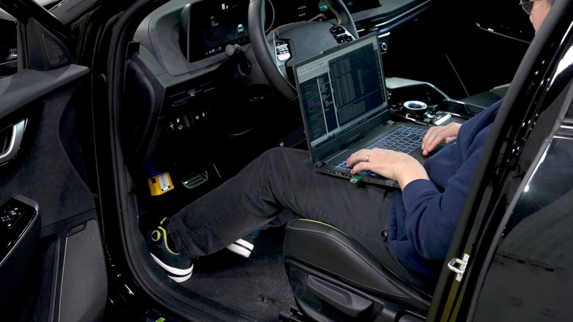 Hyundai Motor and Samsung Unveil Breakthrough Private 5G RedCap Technology for Smart Manufacturing