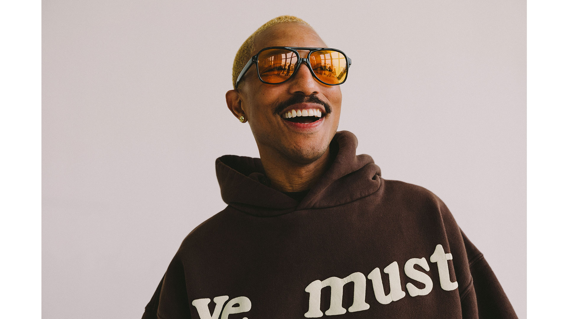 퍼렐 윌리엄스의 경매 행사 이노션과 함께 한국에서 첫 선