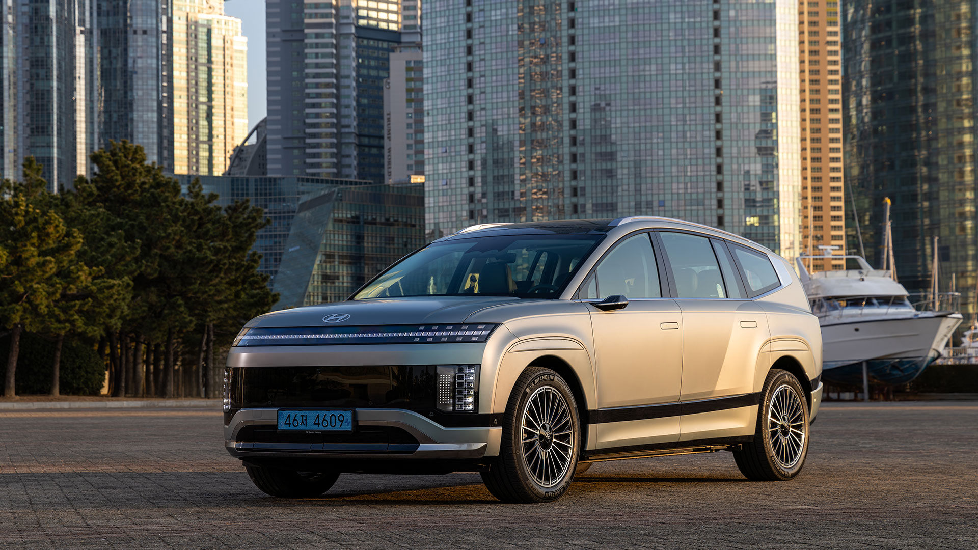 Hyundai IONIQ 9: Game-changing Electric SUV Offers Long Range and Next-level Comfort, Features and Capabilities