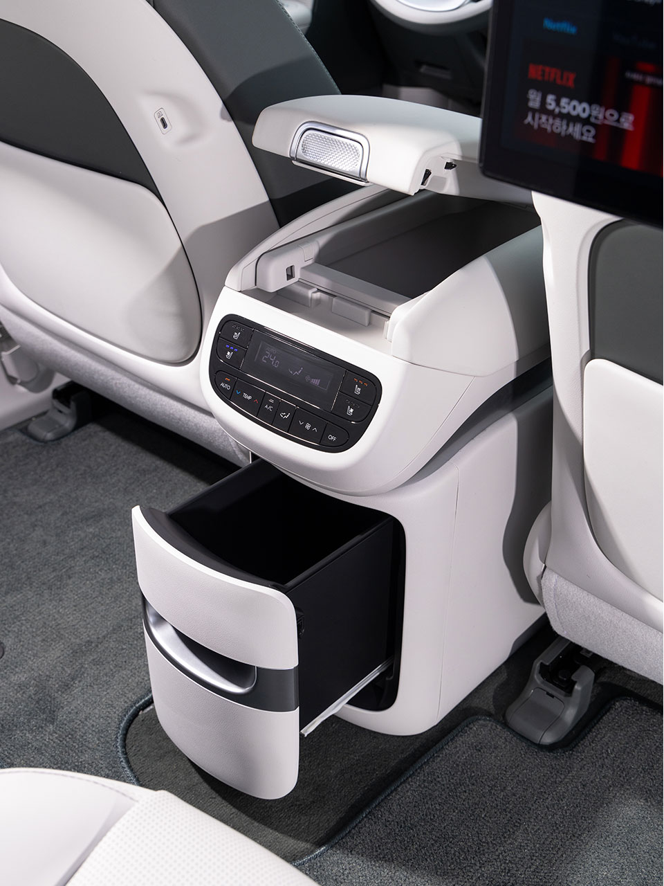Hyundai IONIQ 9: Game-changing Electric SUV Offers Long Range and Next-level Comfort, Features and Capabilities