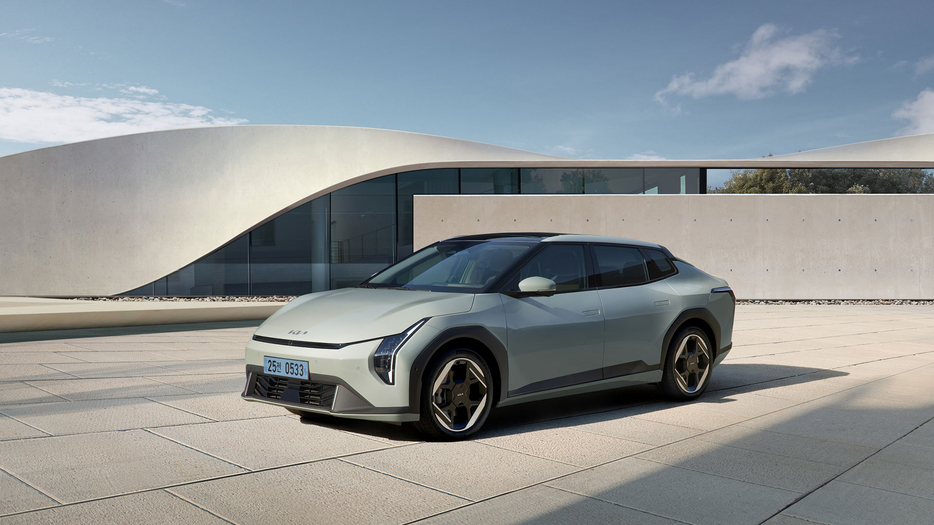 기아, ‘더 기아 EV4’ 계약 개시