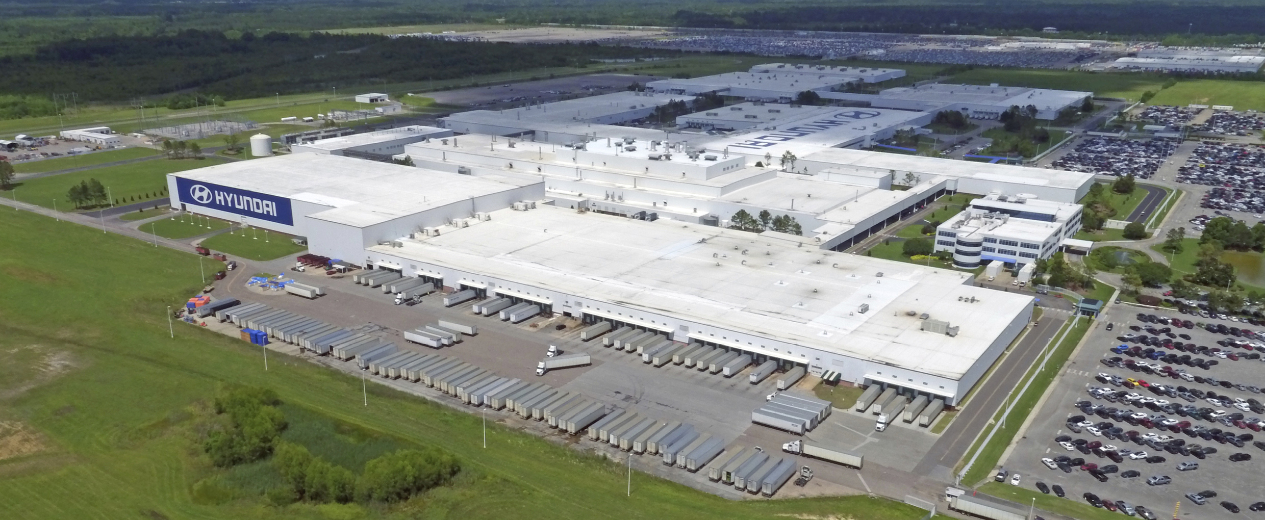 현대차그룹 자동차 생산 공장의 모습