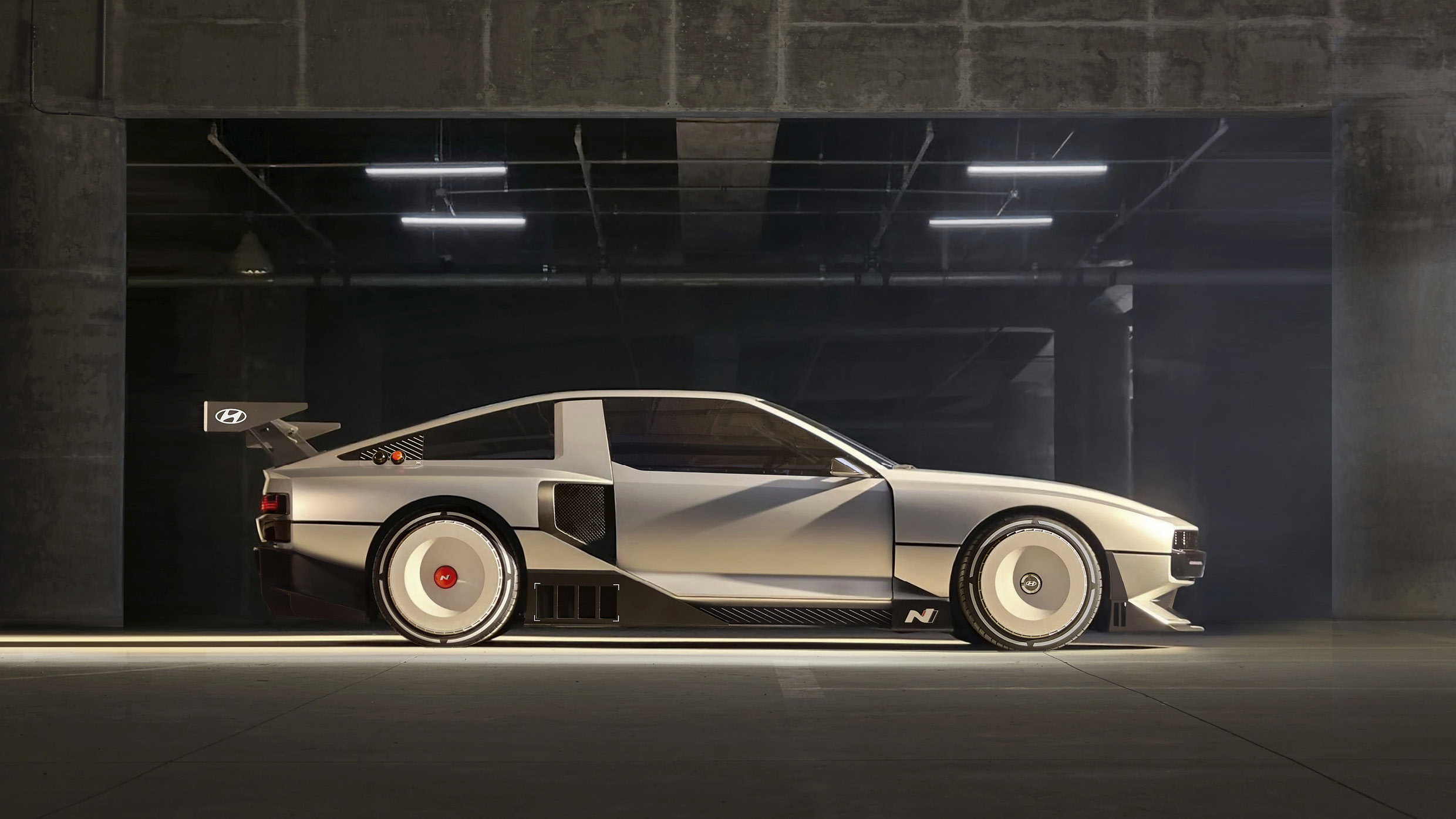 현대 N 비전 74의 옆모습