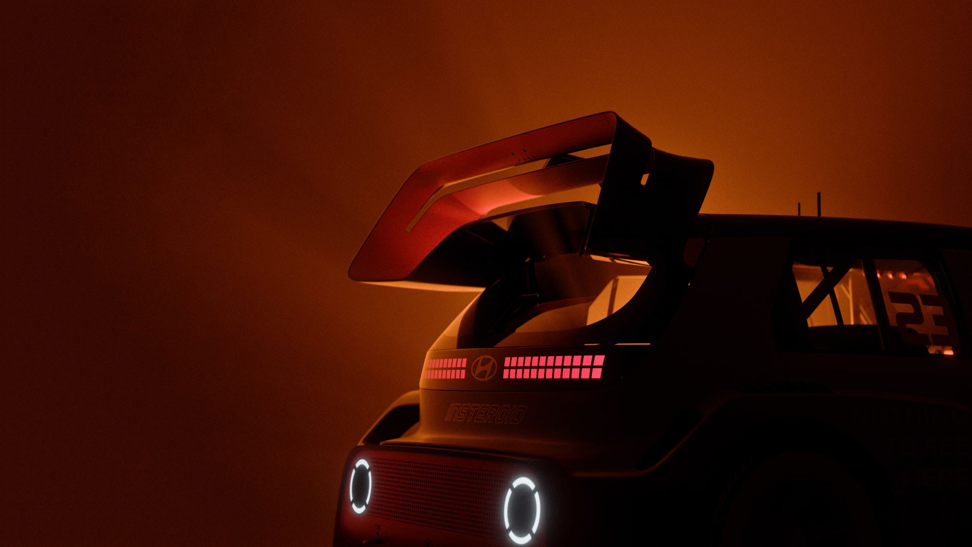 Ready to Play? Hyundai Motor Teases INSTEROID, A Sporty Gaming-Inspired EV Design Fantasy (2)
