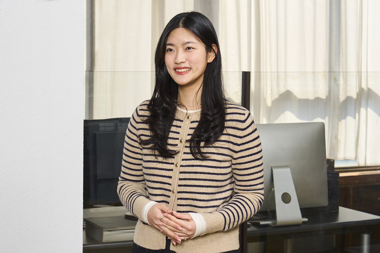 Hyundai Motor Staff Explains about documentary