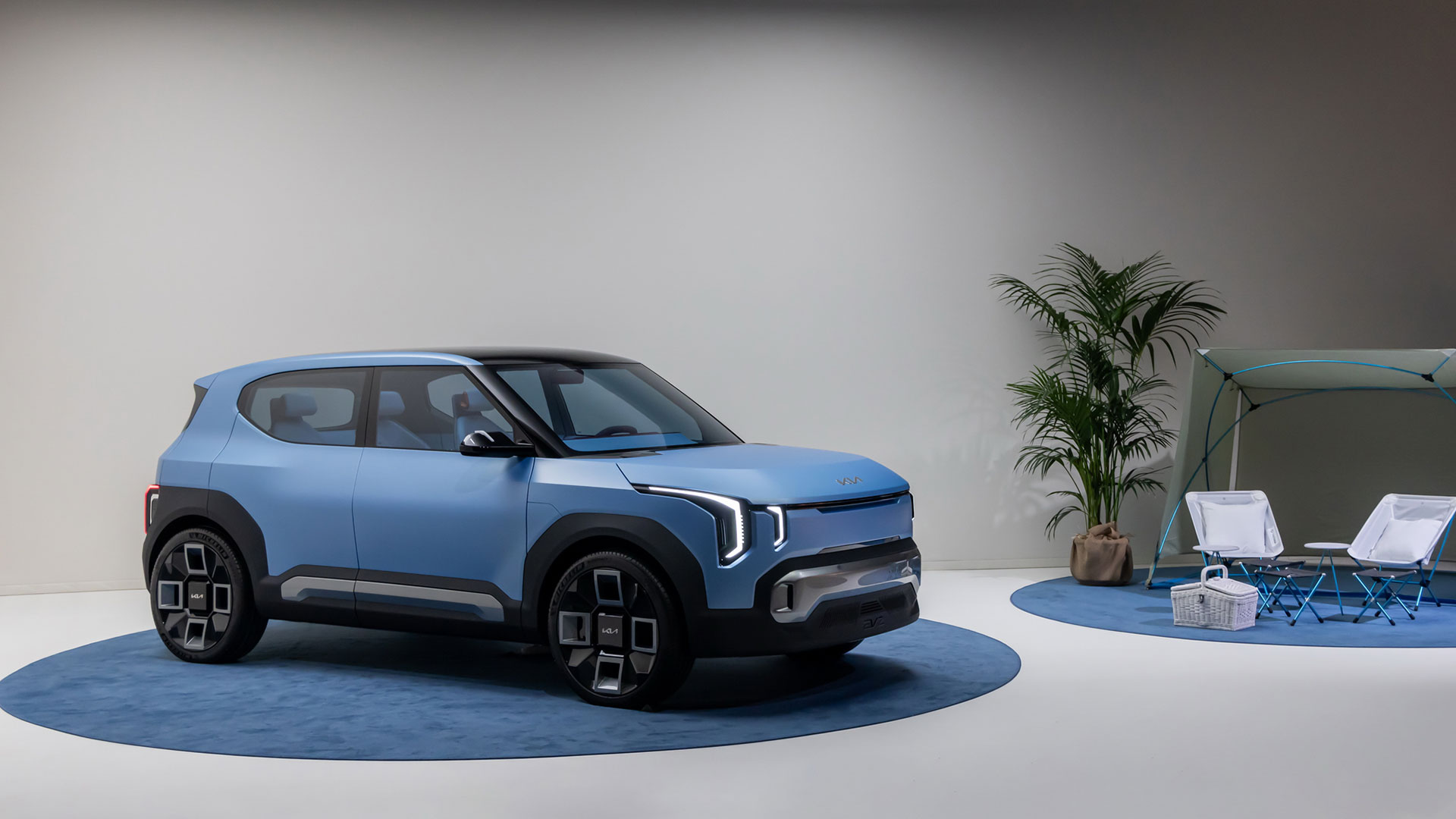 Kia ‘Transcend Journey’ design installation showcases Kia PV5, PV5 WKNDR and Concept EV2 at Milan Design Week 2025