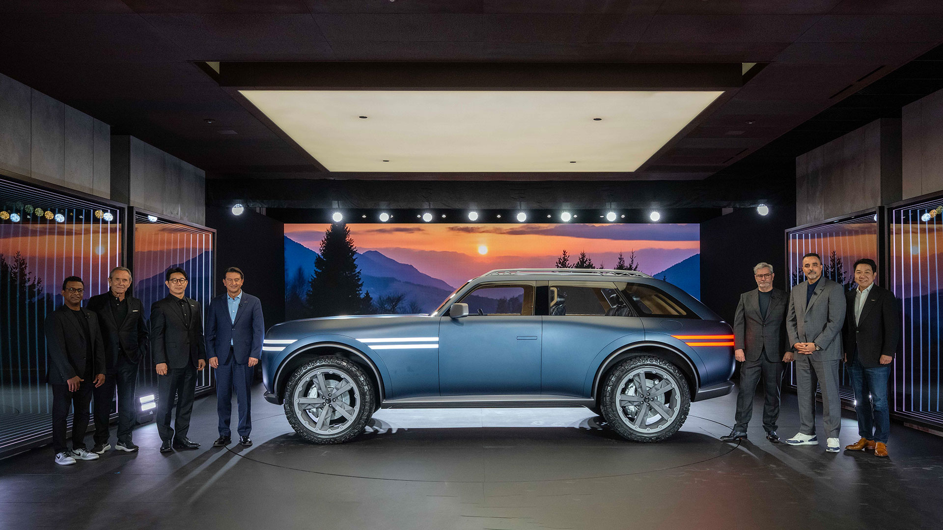 제네시스, ‘엑스 그란 이퀘이터 콘셉트’ 및 ‘GMR-001 하이퍼카 실차 디자인 모델’ 공개