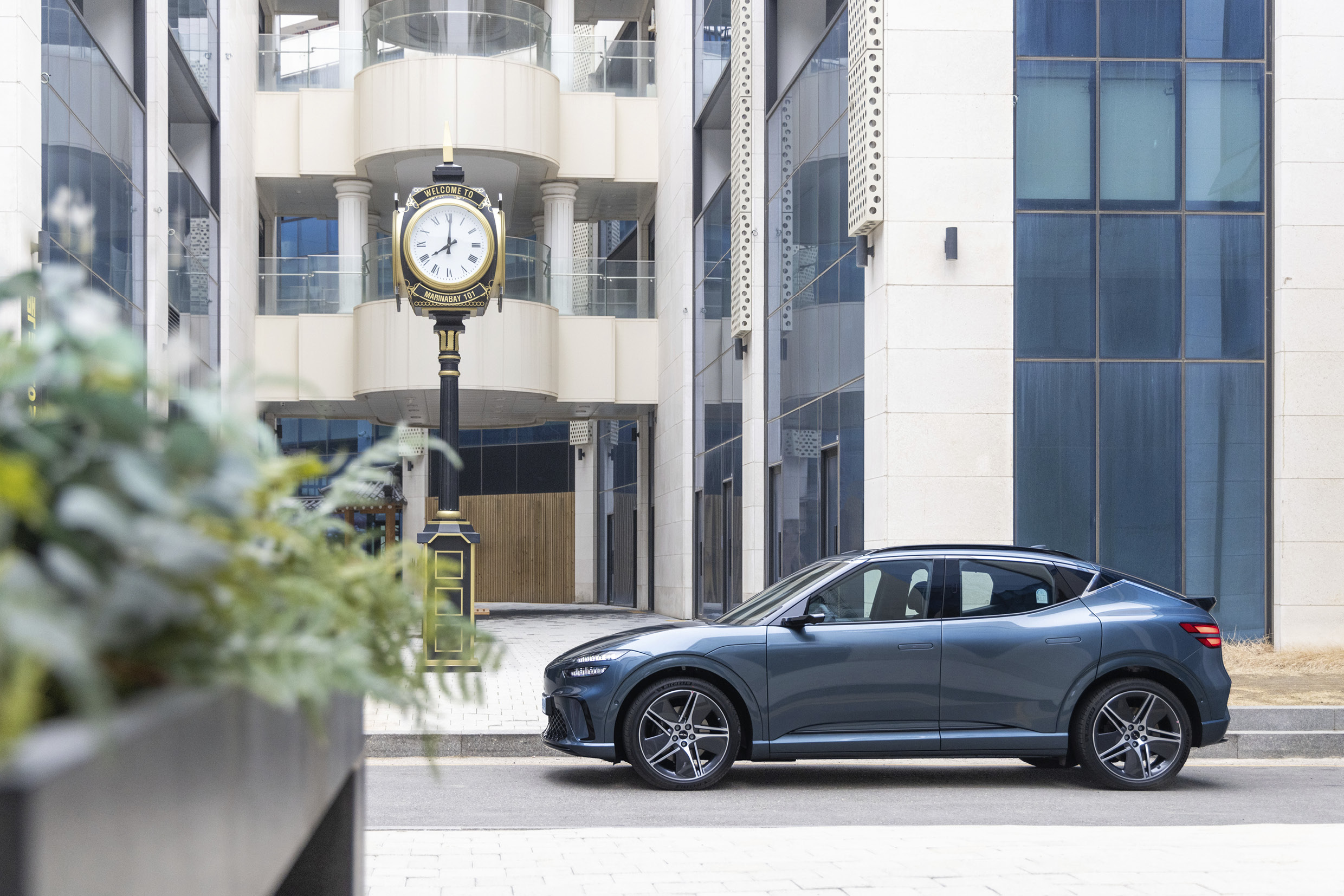 Genesis GV60