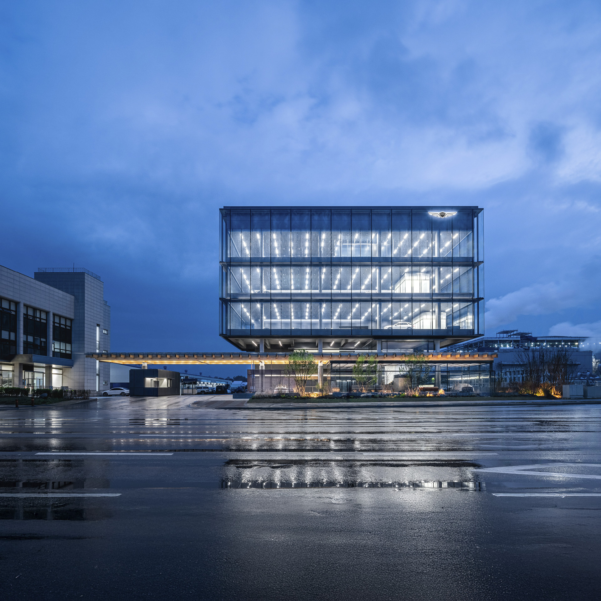 제네시스 청주 전시장의 전경