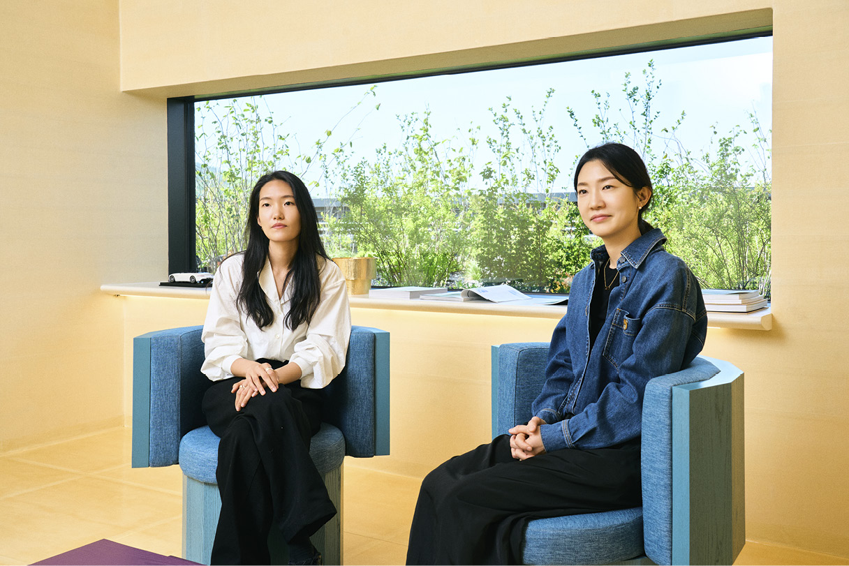 제네시스 청주의 기획과 운영을 맡은 직원들의 모습