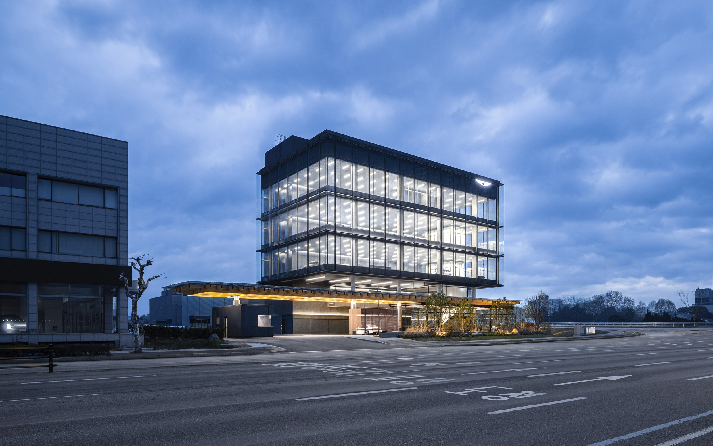 제네시스 청주 전시장의 전경