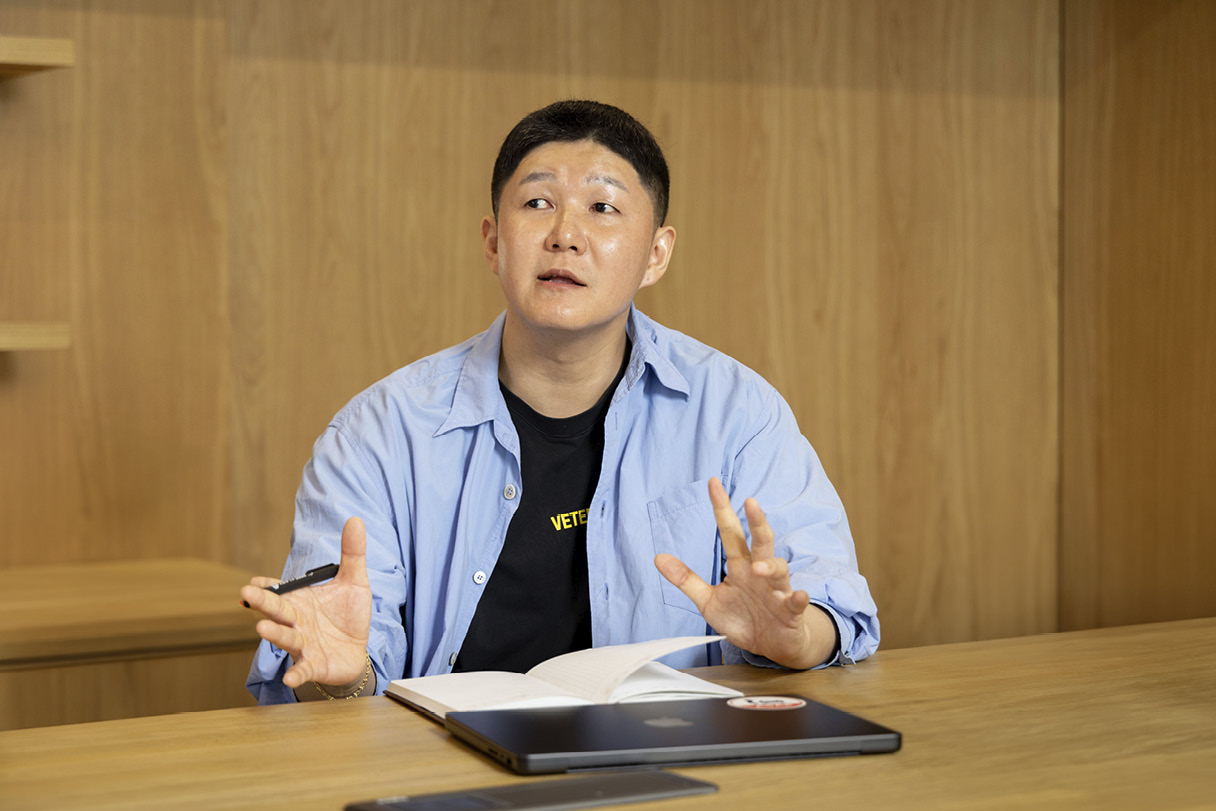 UX라이터가 직무에 대해 소개하는 모습