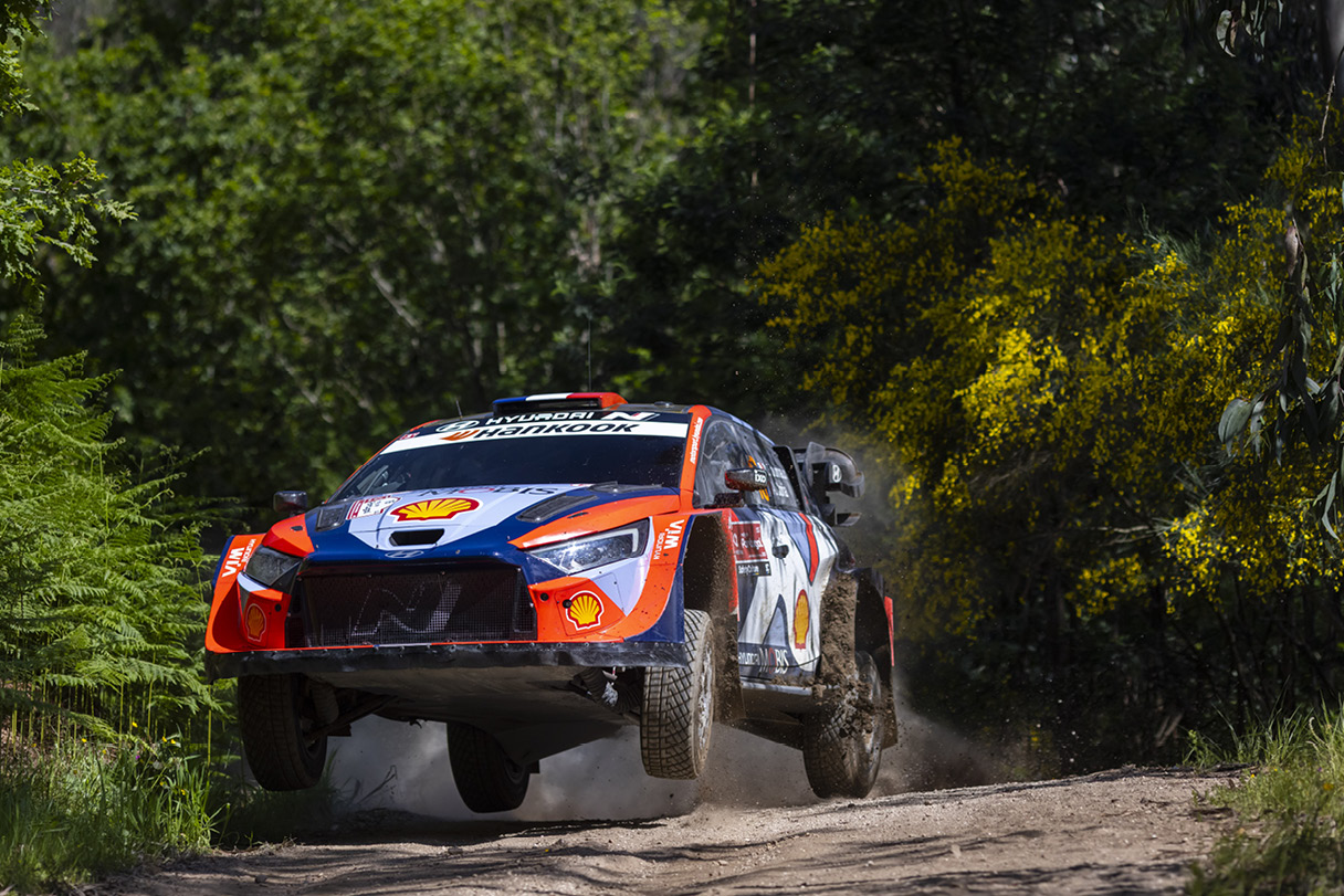 현대 월드랠리팀 i20 N 랠리1의 주행 모습