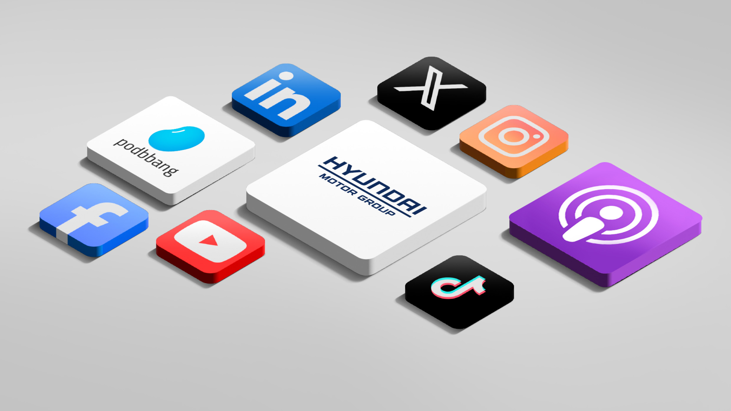 현대차그룹 로고와 SNS 채널 아이콘이 함께 있는 모습