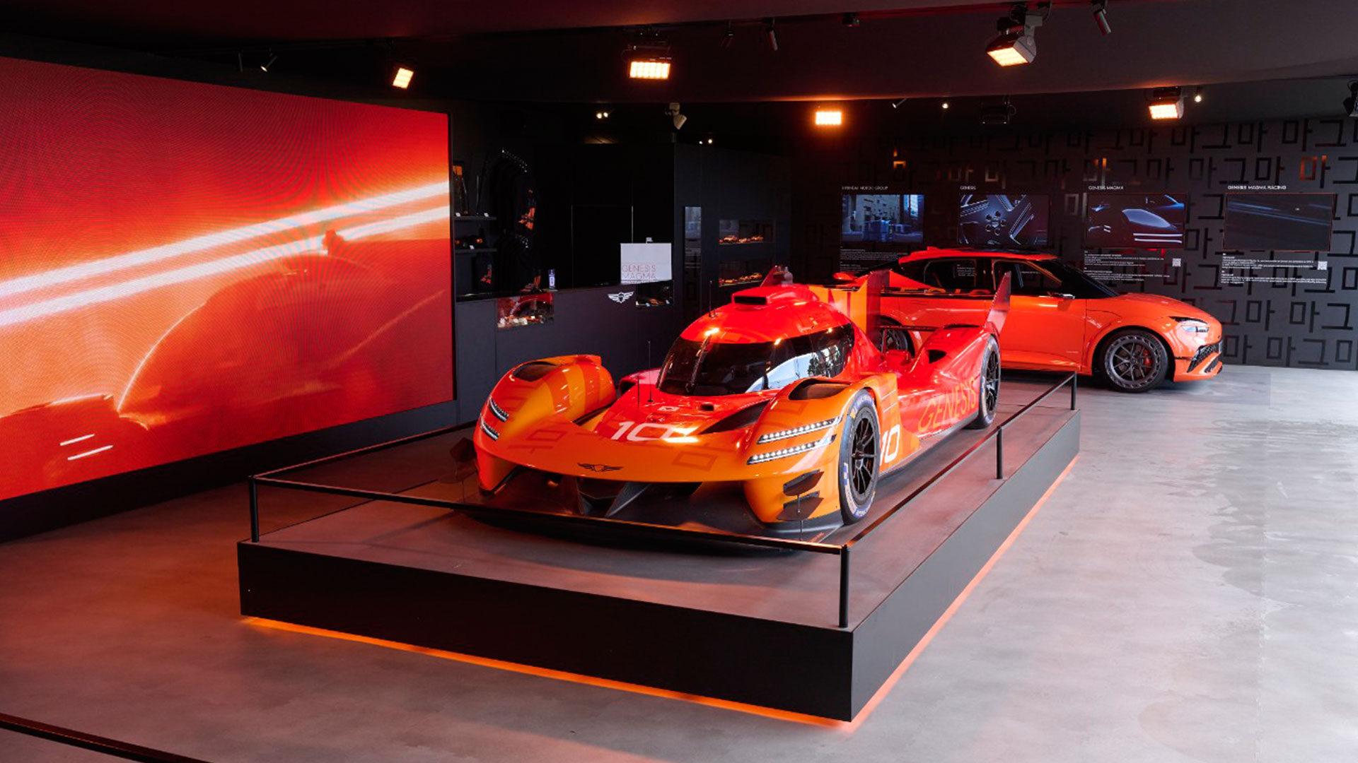 르망 24시 현장 제조사 빌리지(Manufacturer Village)에 마련된 제네시스 전시 부스의 모습