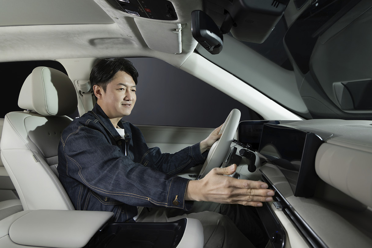 넥쏘와 디자이너