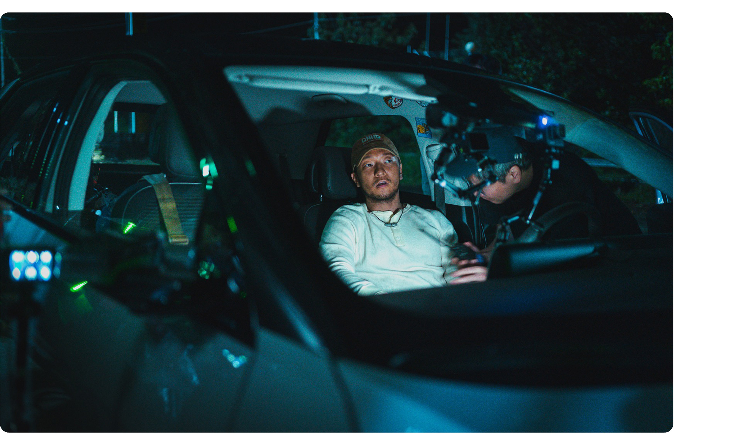 Still cut from the movie “Night Fishing”