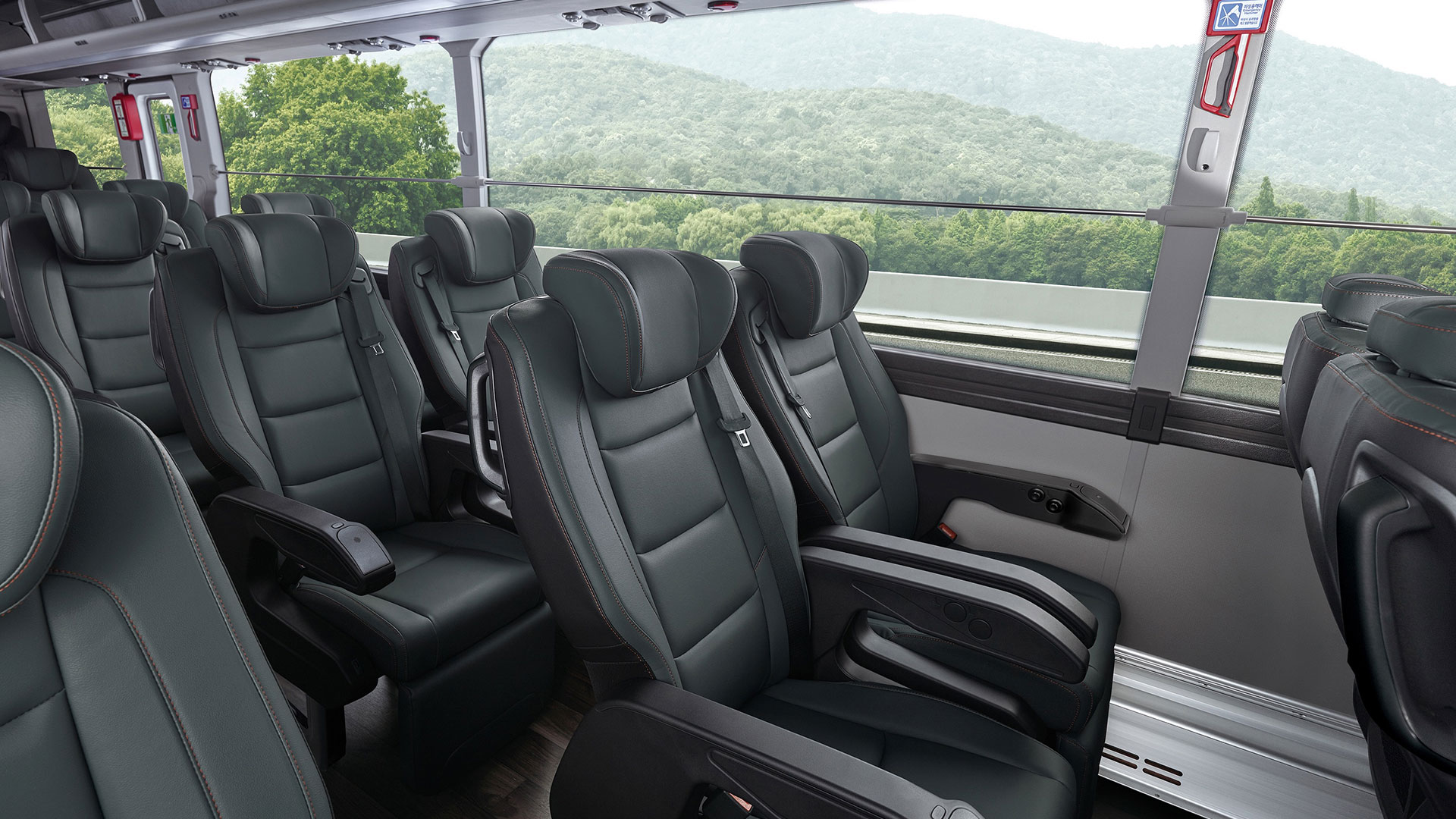 유니버스 수소전기버스 상품성 개선 모델