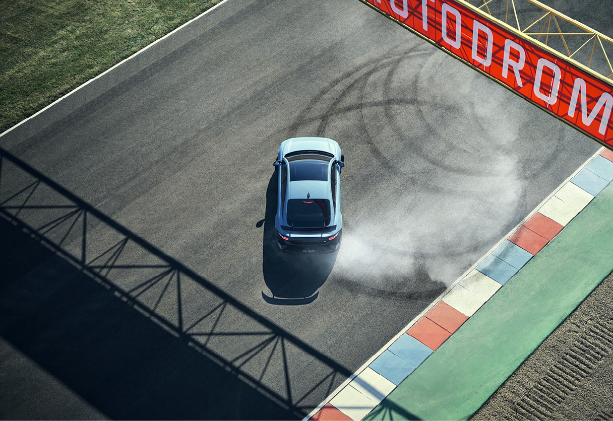 아이오닉 6 N 서킷 주행 모습