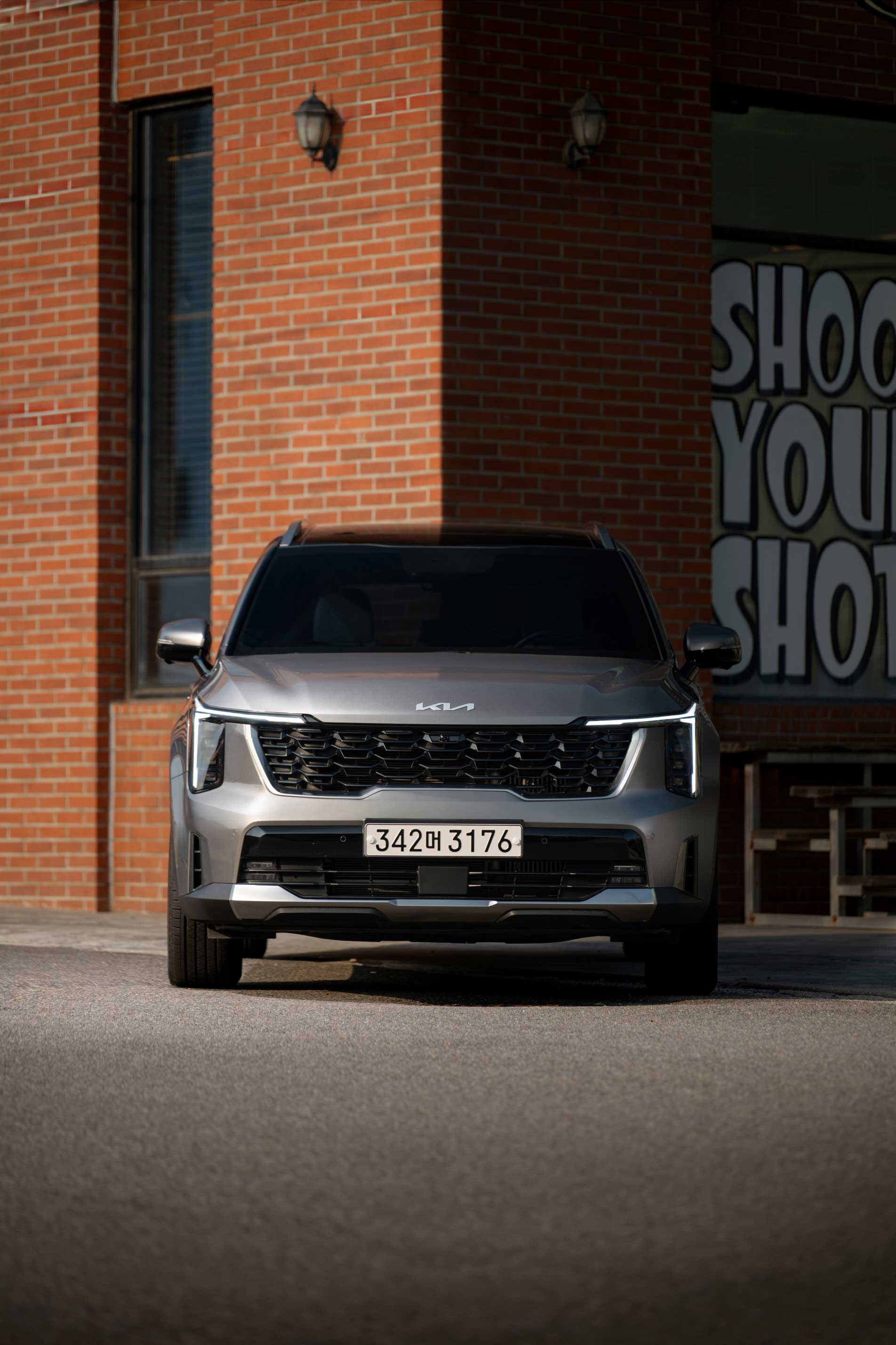 쏘렌토 하이브리드_볼캐닉 샌드브라운 전면